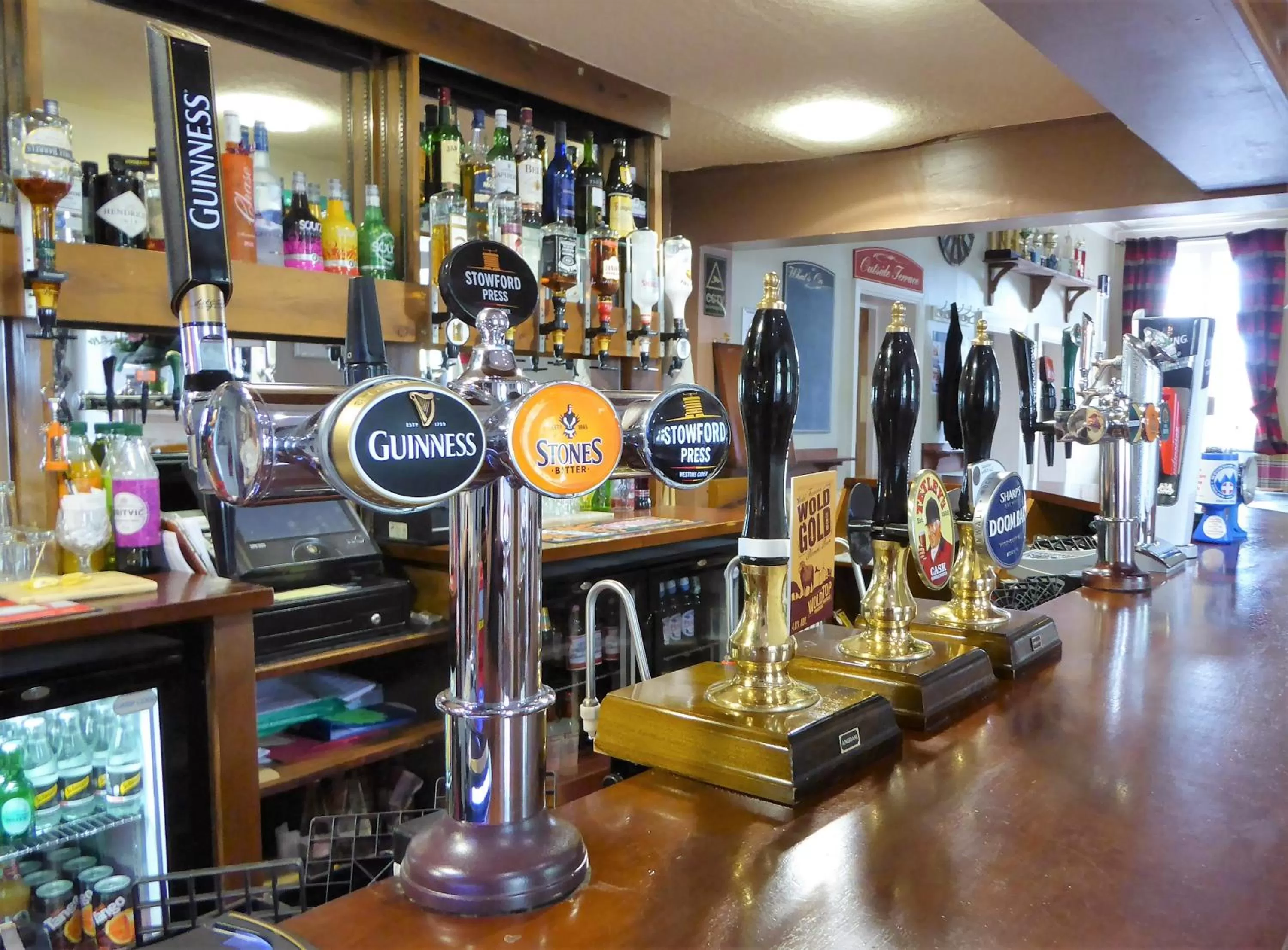 Lounge or bar, Lounge/Bar in The Shoulder of Mutton