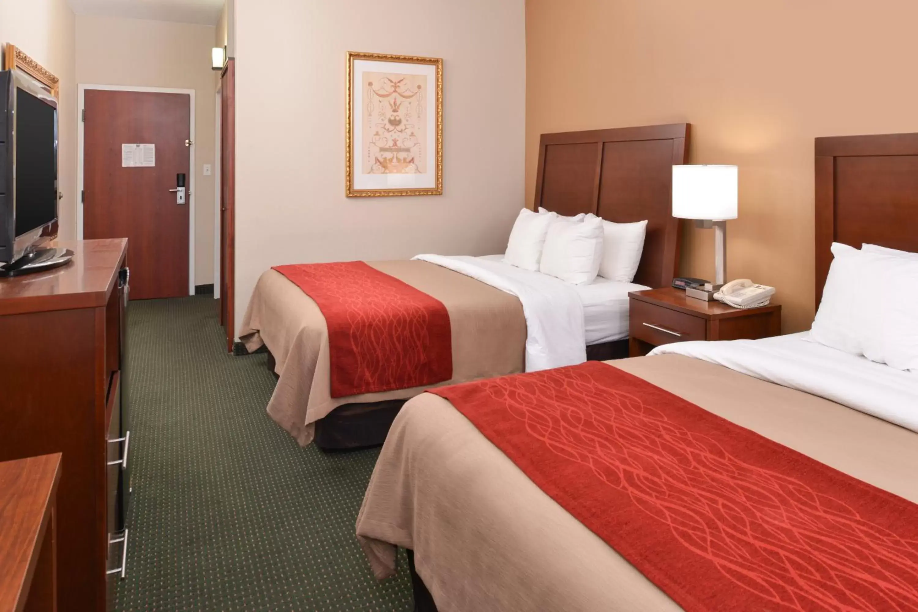 Queen Room with Two Queen Beds - Non-Smoking in Quality Inn Draper