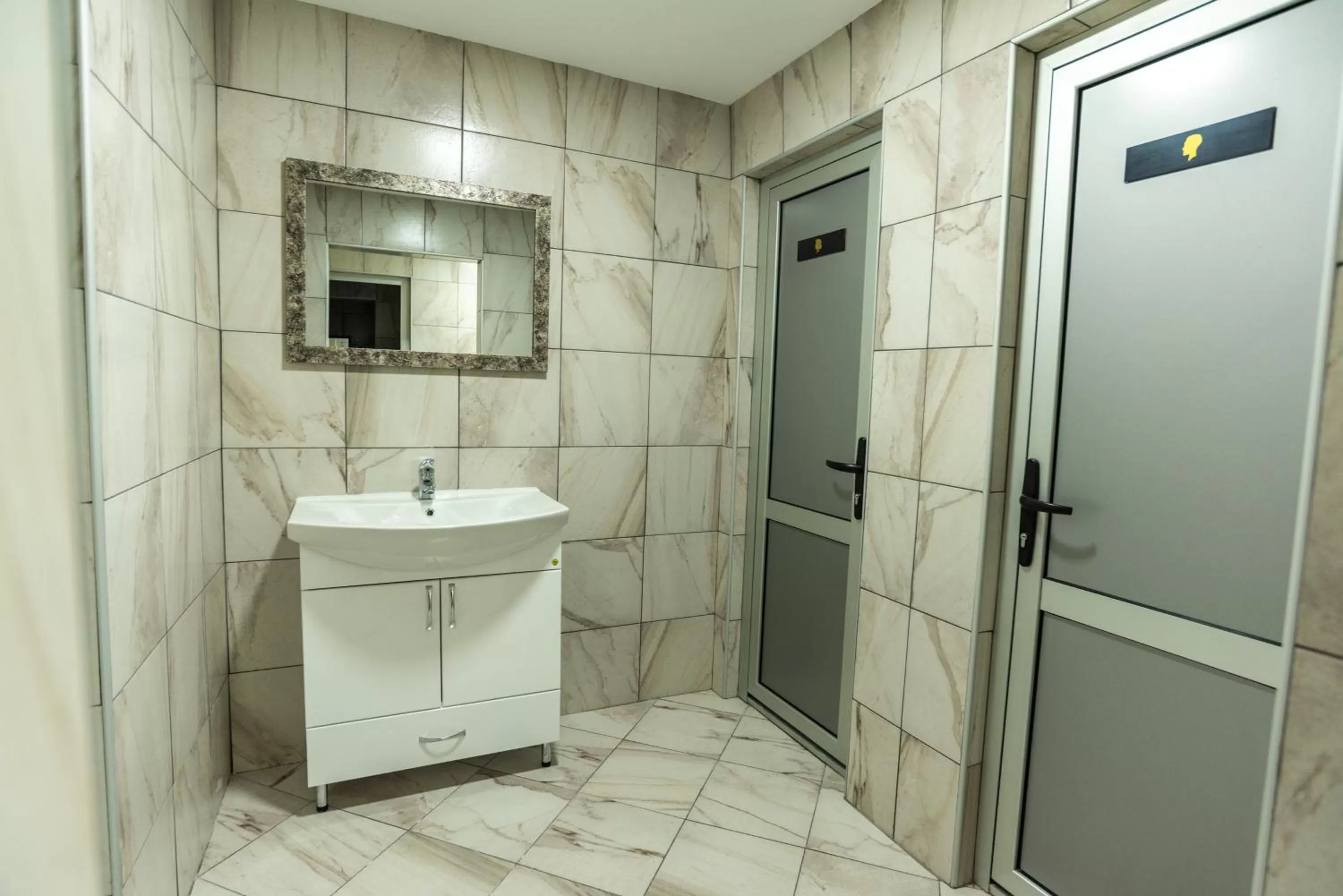 Toilet in HOTEL Villa Grande