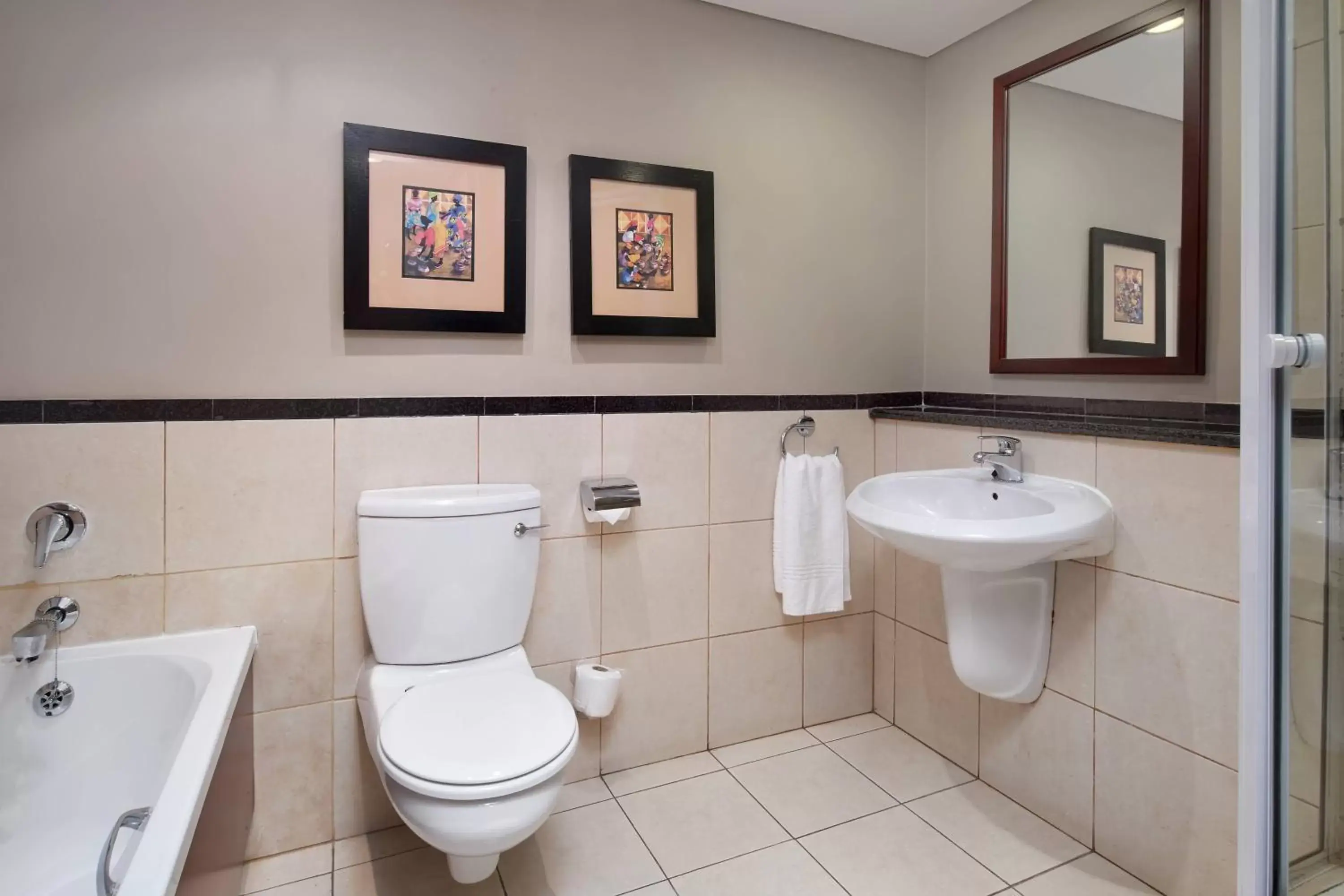 Bathroom in Protea Hotel by Marriott Blantyre Ryalls