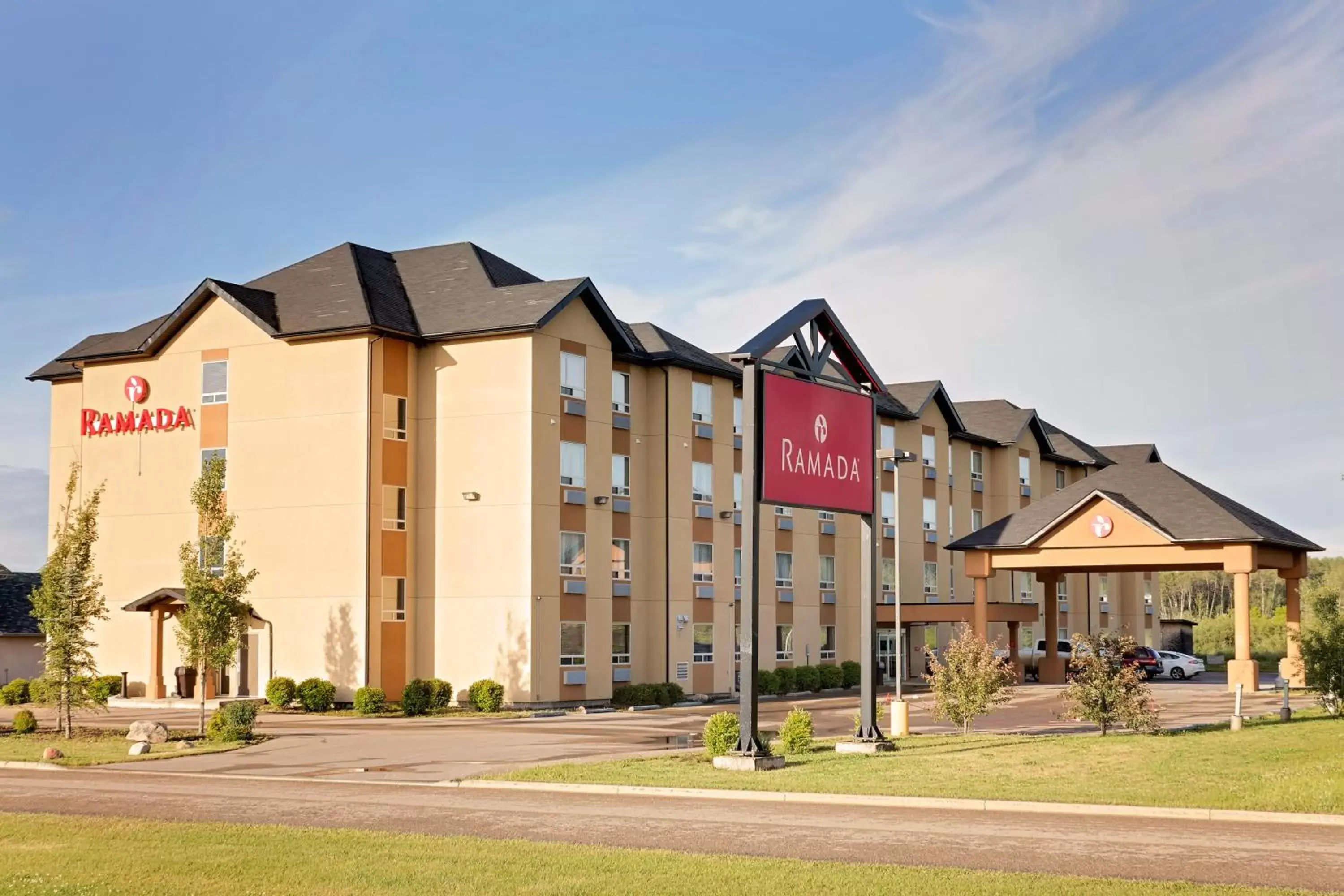 Facade/entrance, Property Building in Ramada by Wyndham Cold Lake