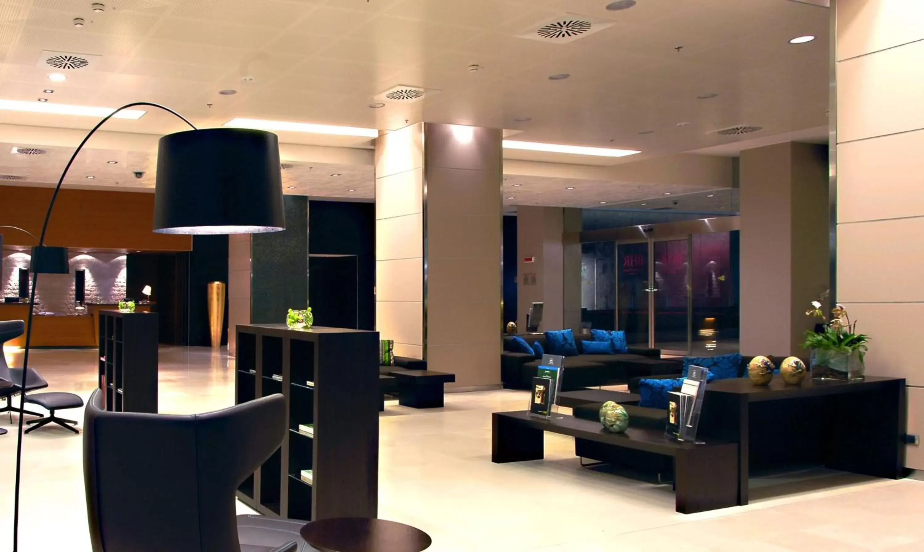 Lobby or reception in Best Western Premier BHR Treviso Hotel