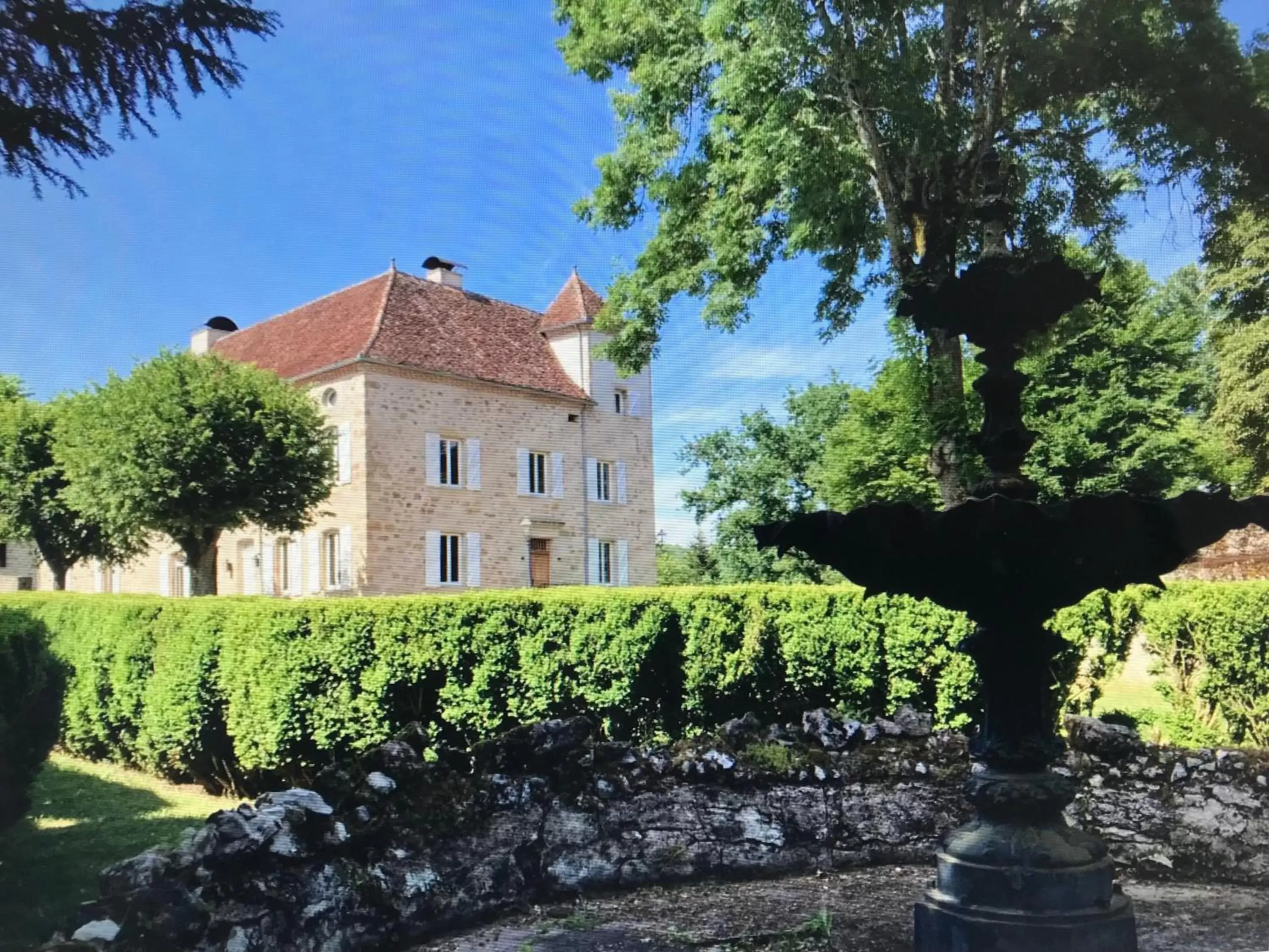Property Building in Château de Bataillé