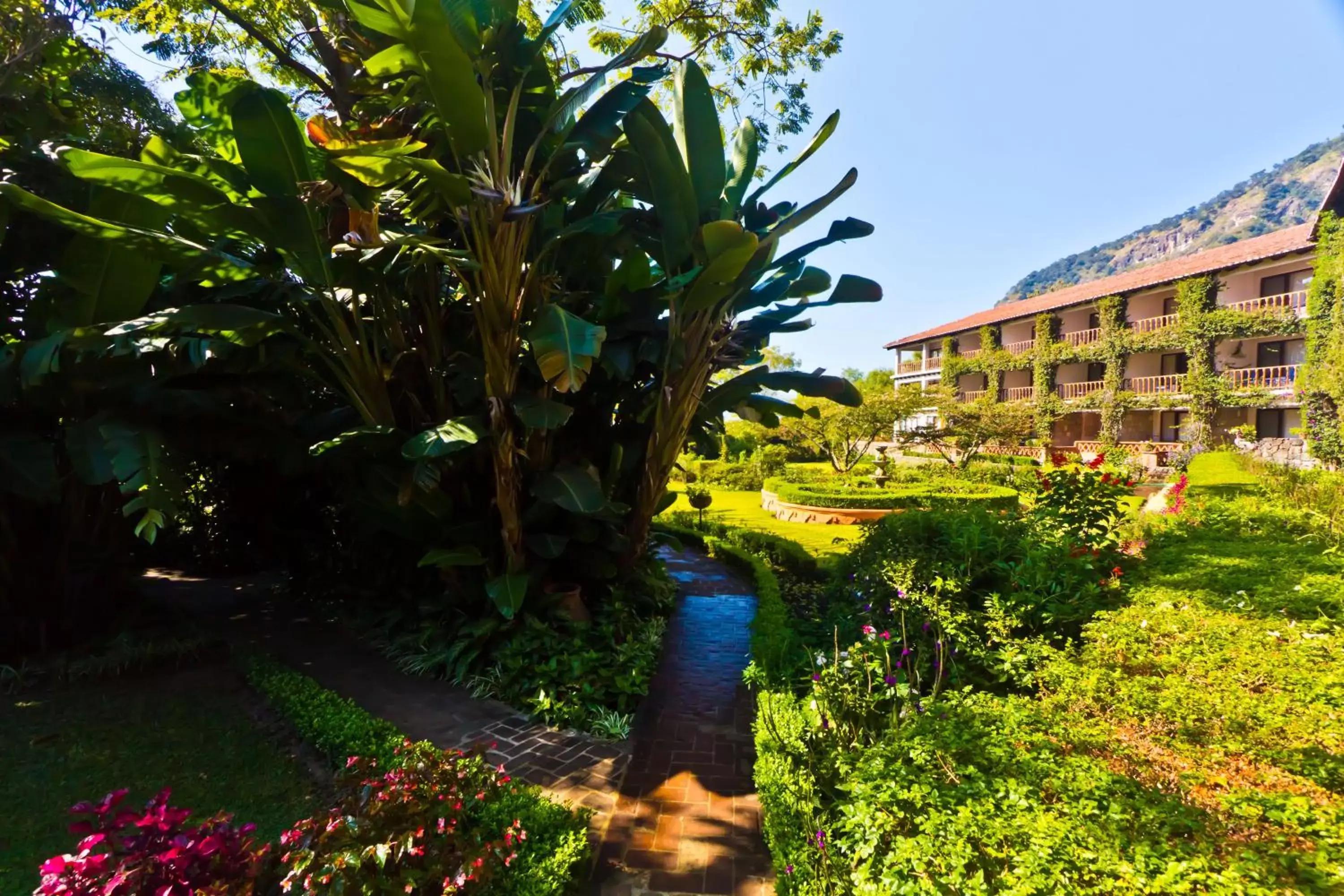 Deluxe King Room in Hotel Atitlan Deluxe King Room in Hotel Atitlan