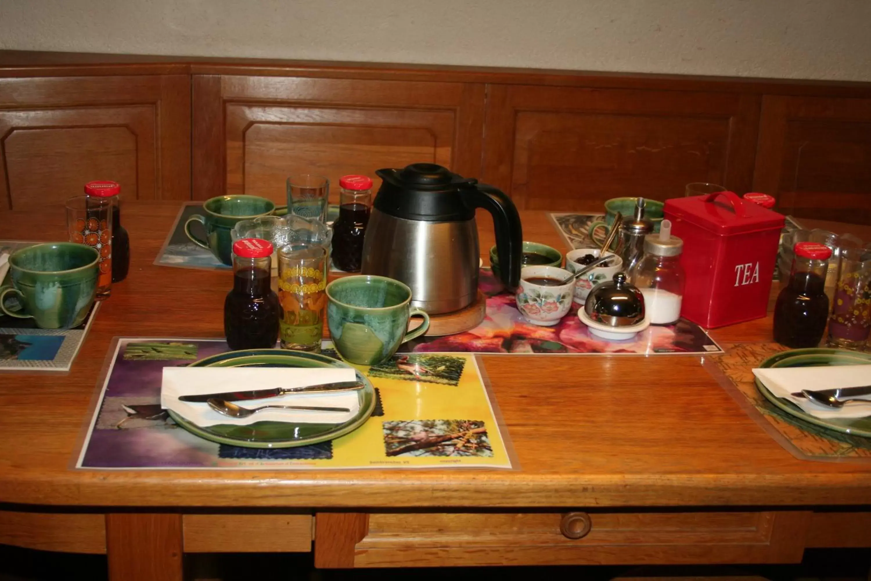 Coffee/tea facilities in BnB Claudy et Elizabeth Michellod-Dutheil