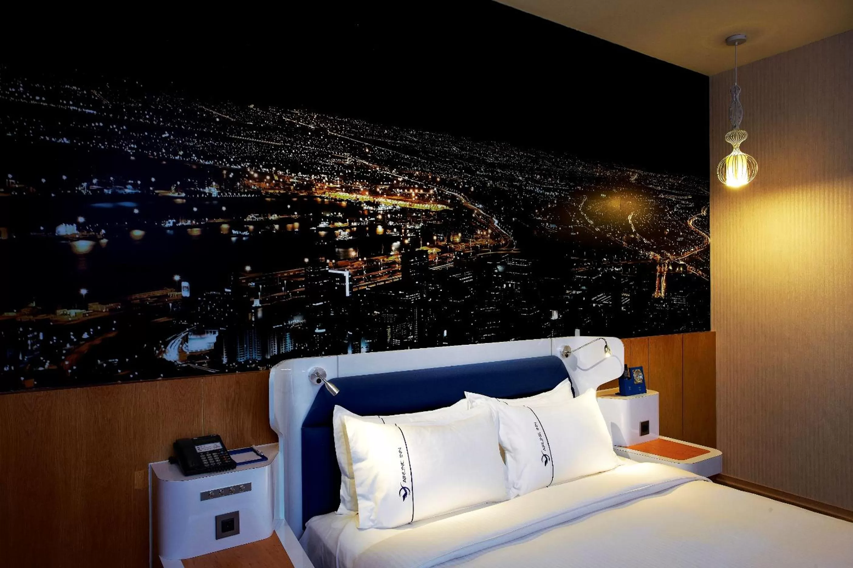 Coffee/tea facilities, Bed in Airline Inn Green Park Way