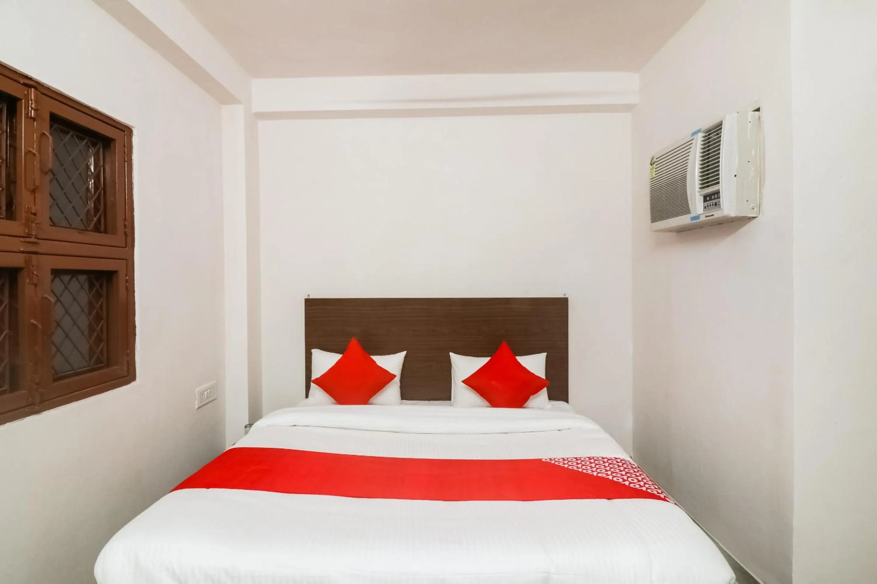 Bedroom in Hotel O Lovely Inn Near Akshardham