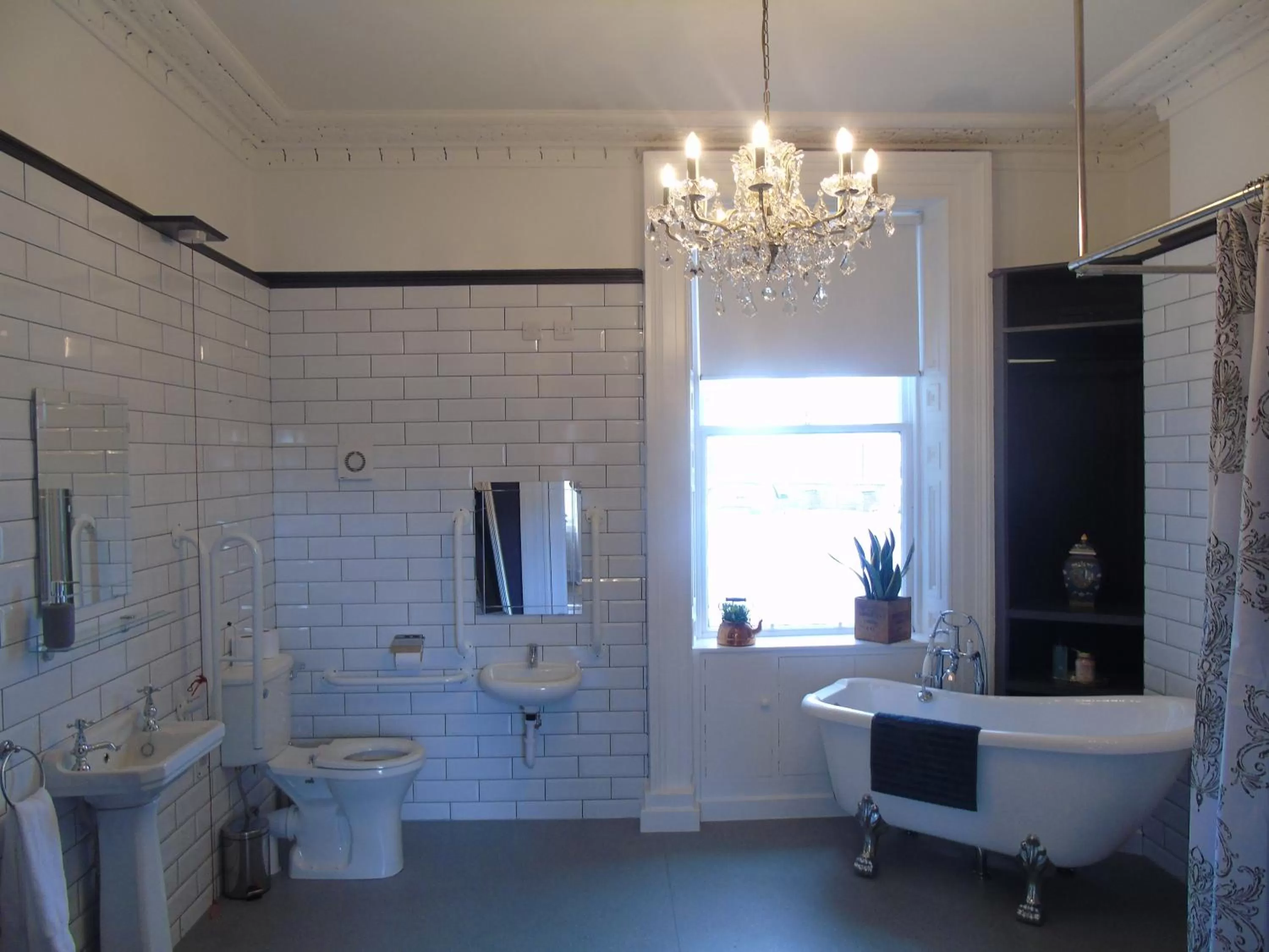 Bathroom in The Warren Belfast