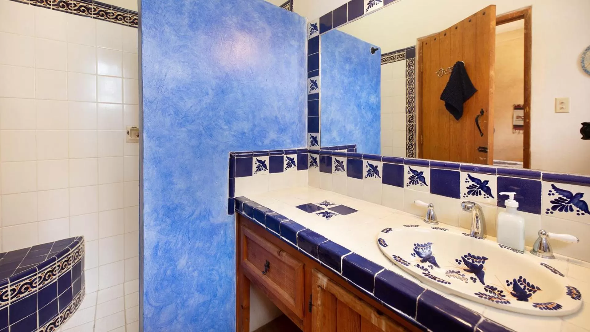 Bathroom in Posada del Molino