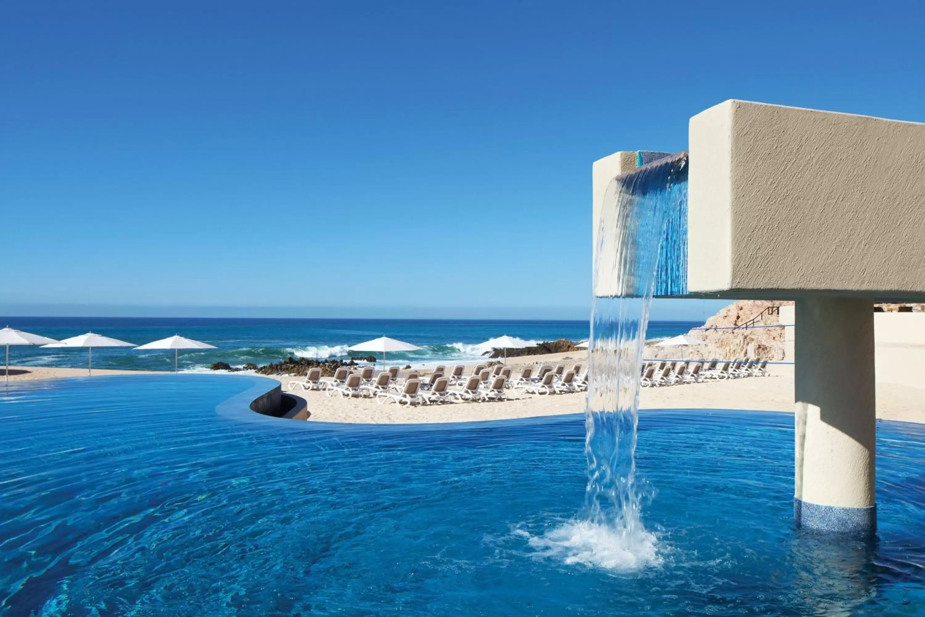 Swimming pool in The Westin Los Cabos Resort Villas