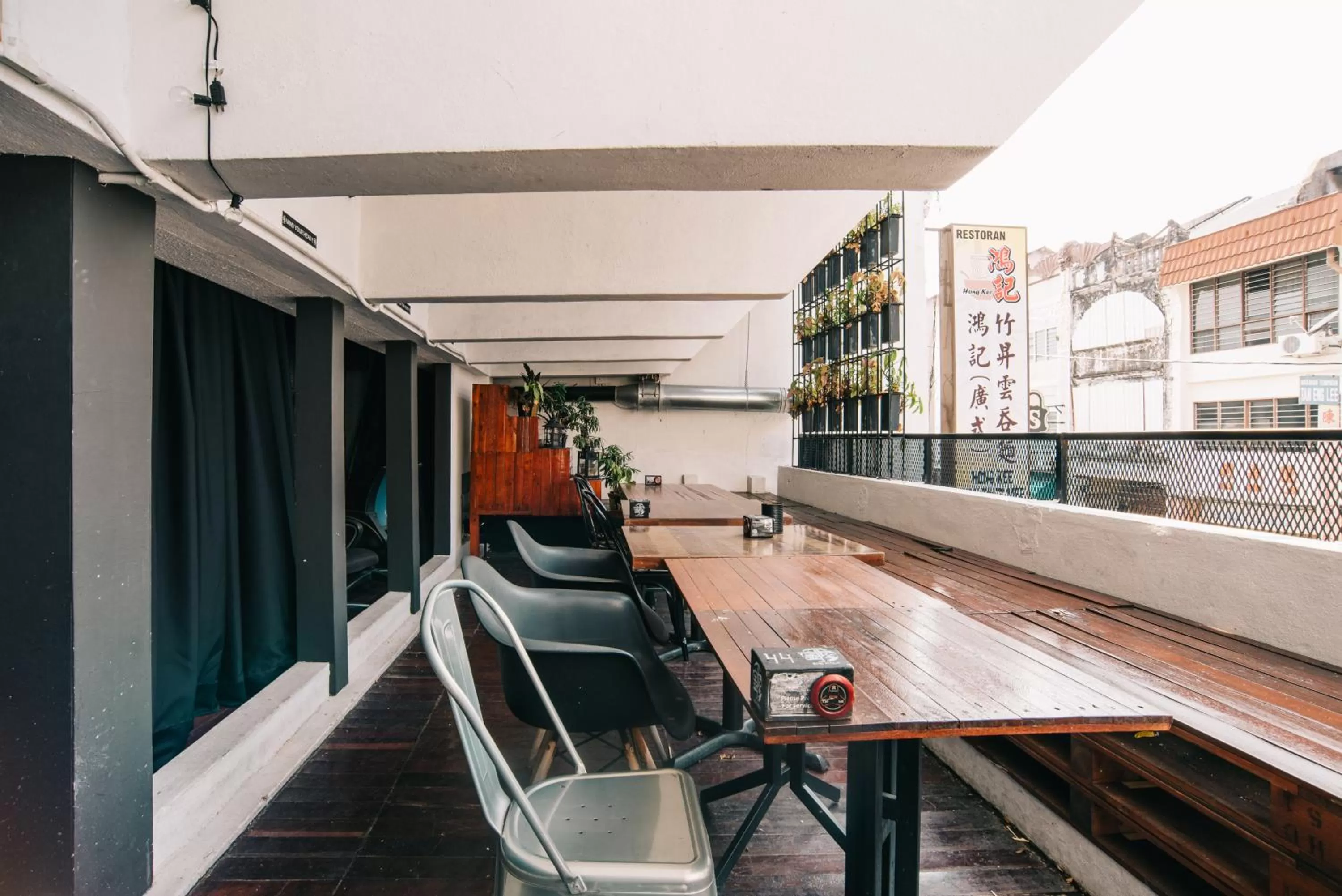 Restaurant/places to eat in Kim Haus Loft