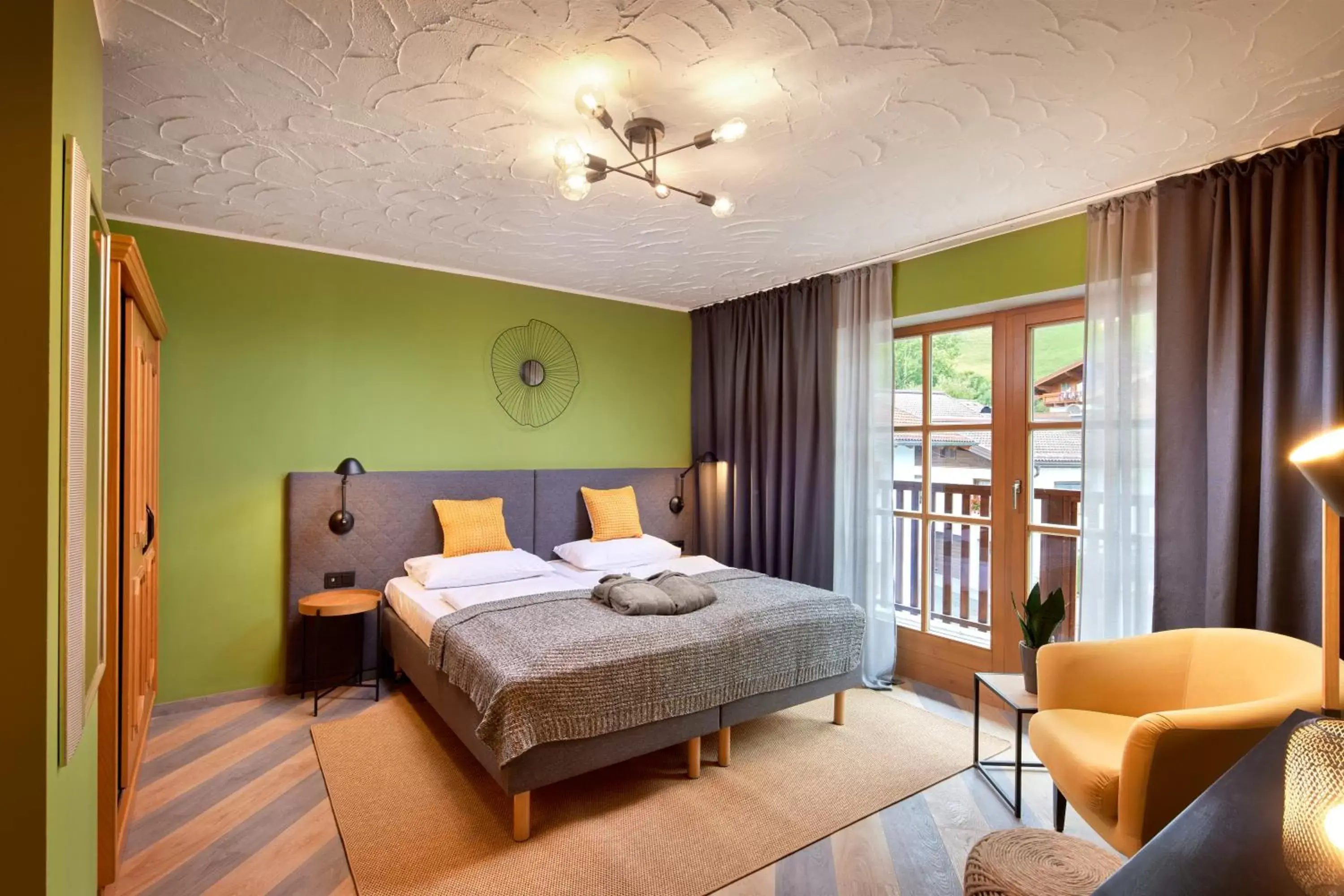 Double Room with Balcony - single occupancy in ever grün KAPRUN Double Room with Balcony - single occupancy in ever grün KAPRUN