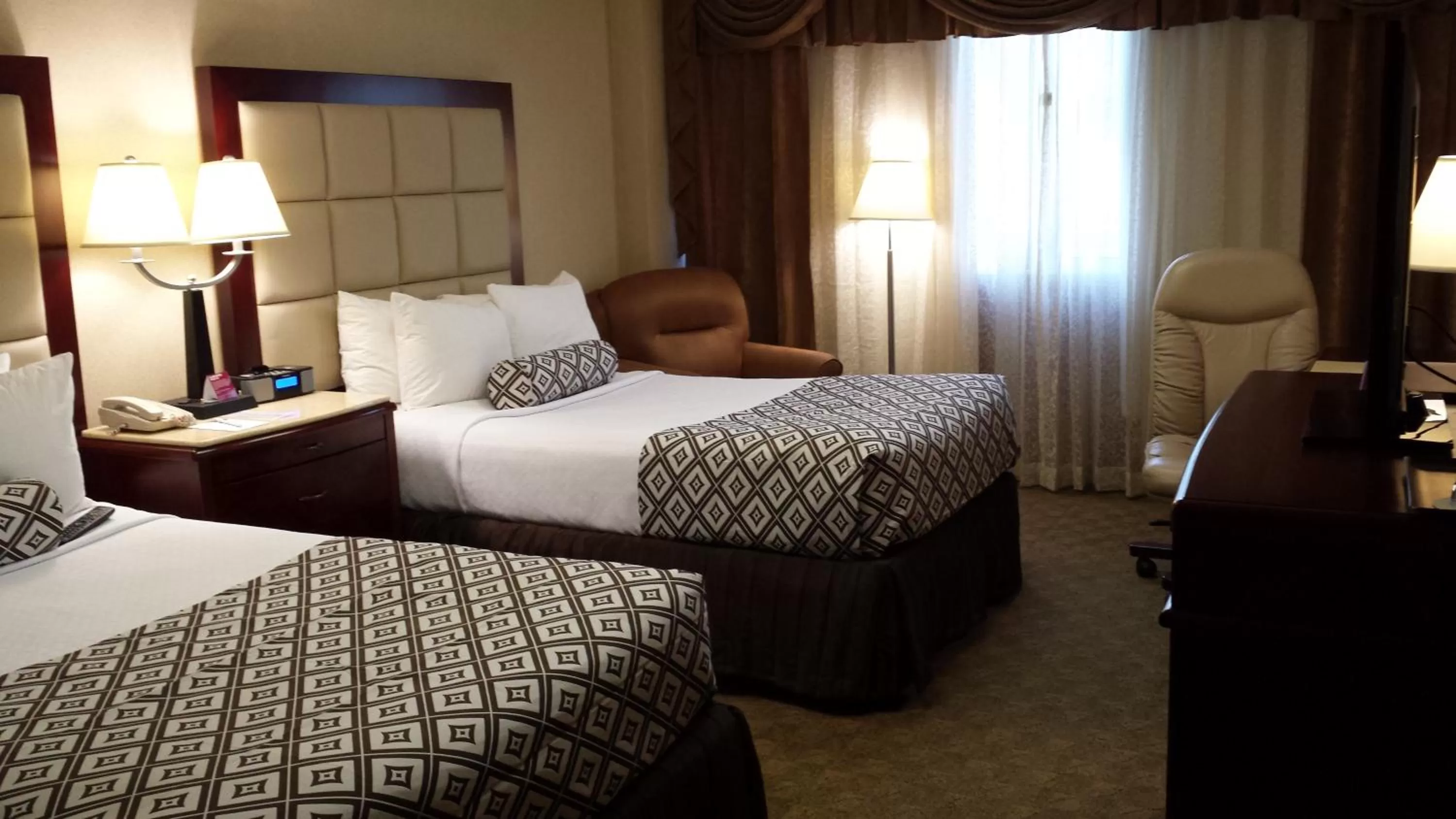 Bed in Wyndham Houston near NRG Park - Medical Center