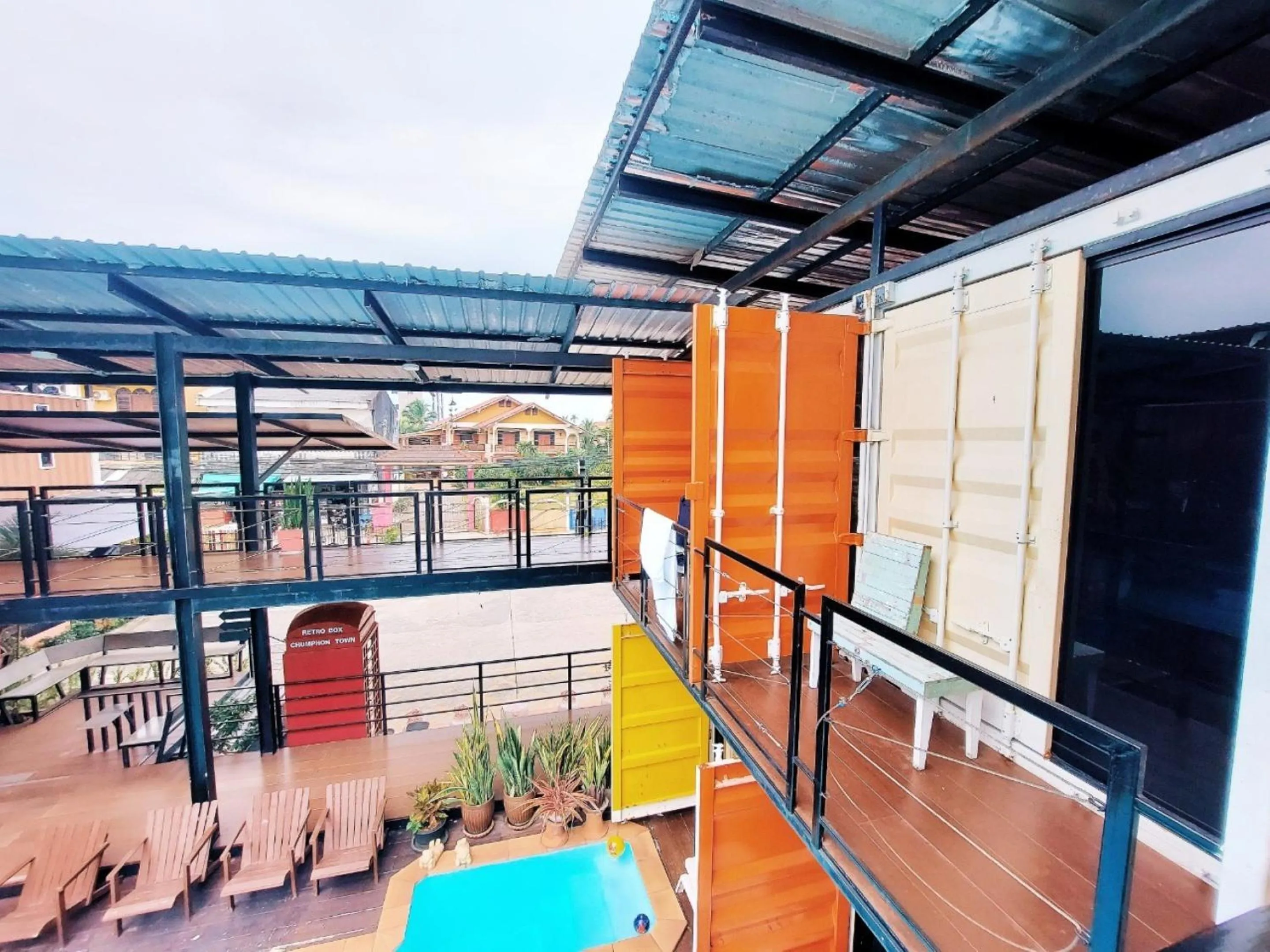Balcony/Terrace in Retro Box Hotel Chumphon