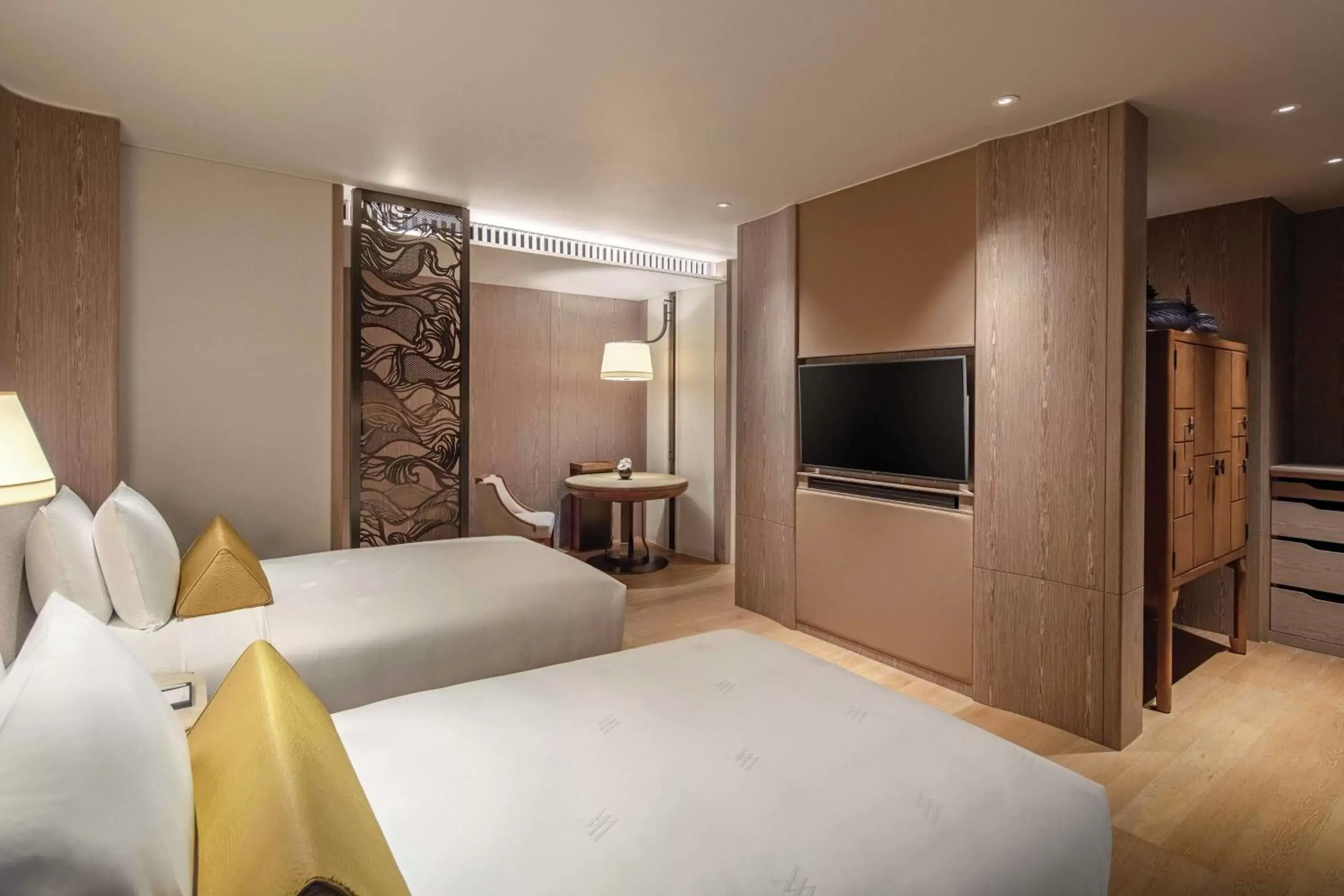 Bedroom, Bed in Waldorf Astoria Bangkok