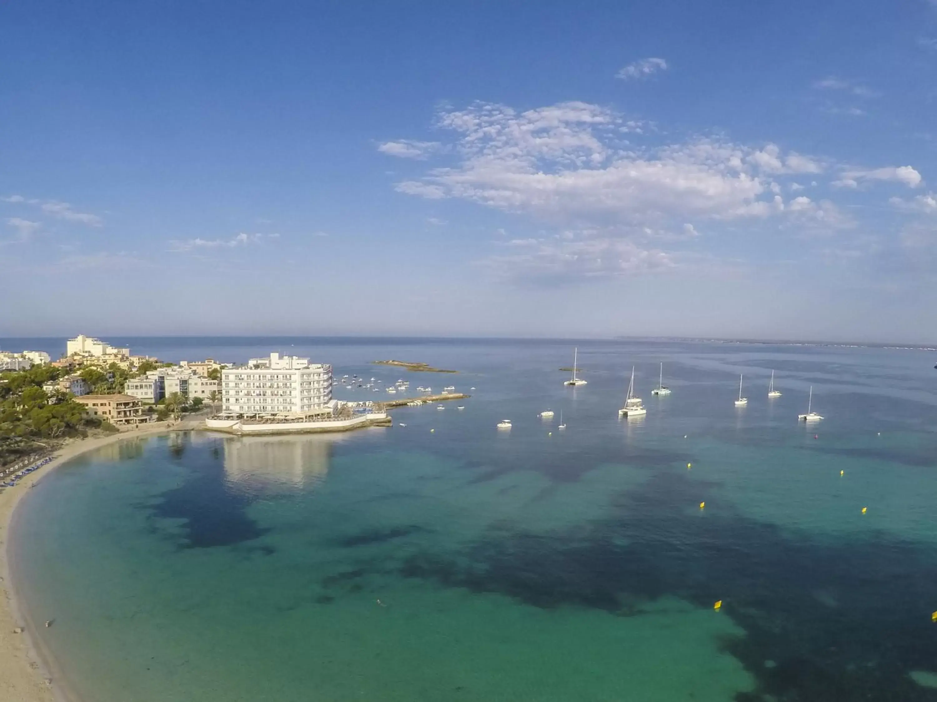 Bird's eye view, Bird's-eye View in Universal Hotel Marqués