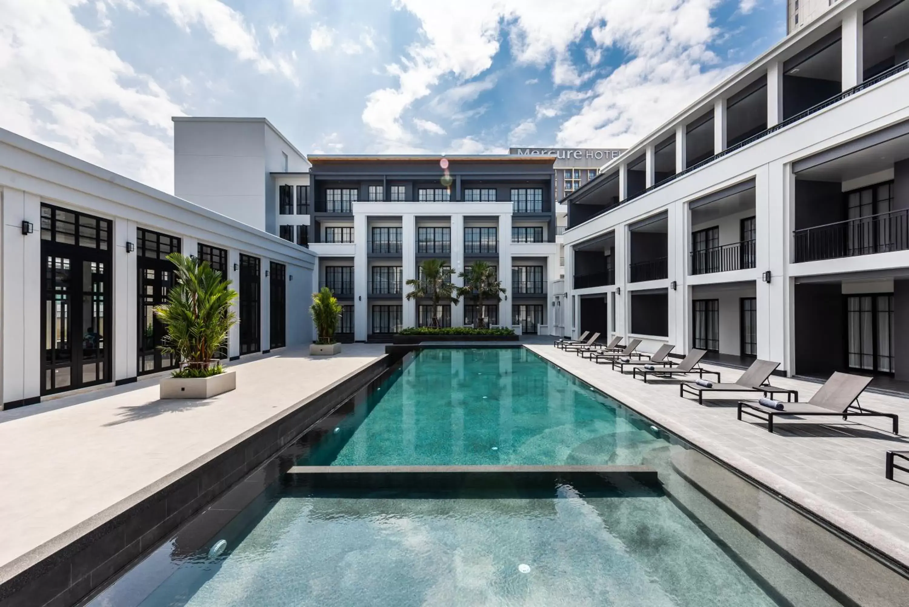 Property building in One Patio Hotel Pattaya - SHA Extra Plus Property building in One Patio Hotel Pattaya - SHA Extra Plus