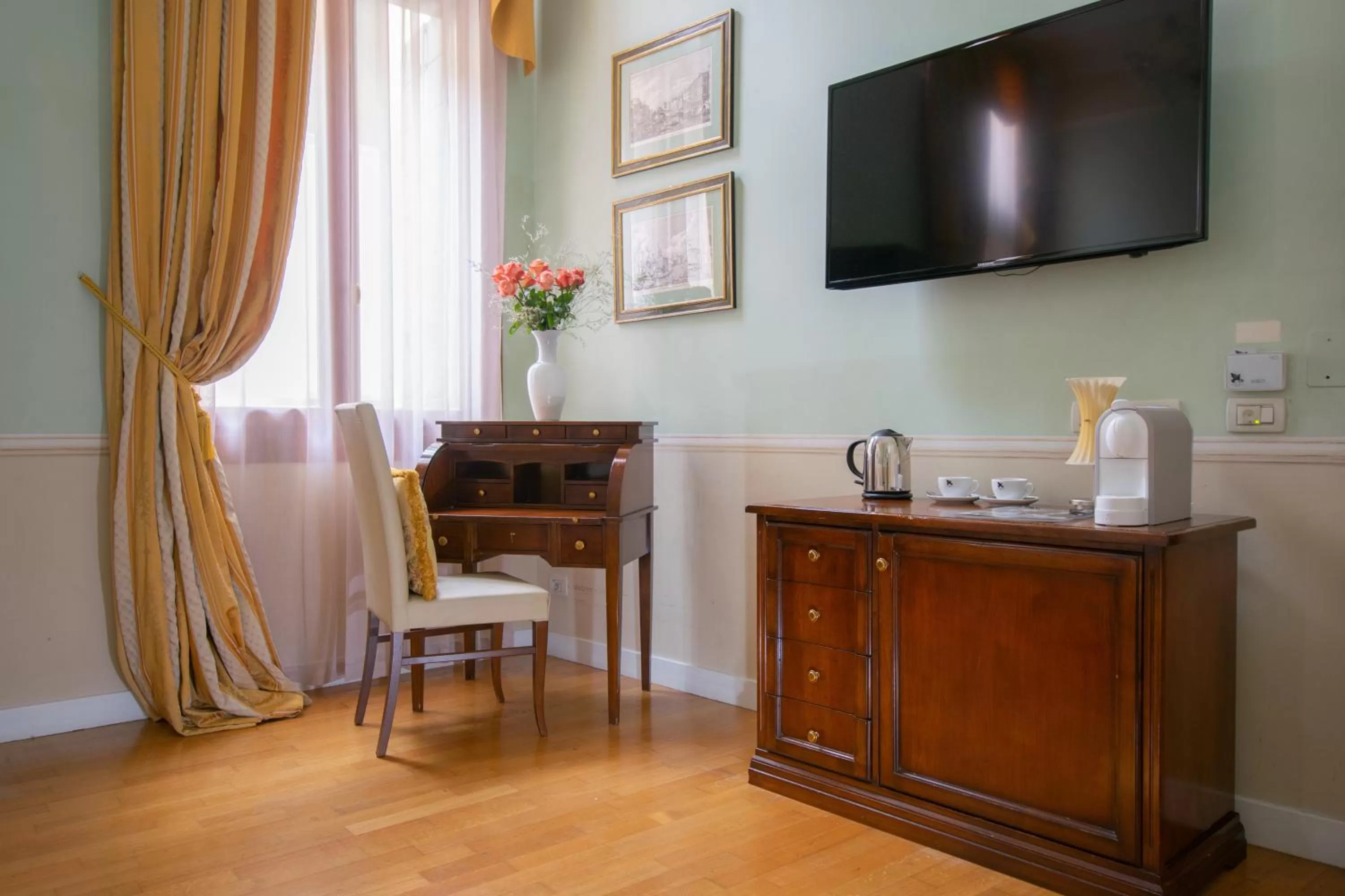 Coffee/tea facilities in Hotel Palazzo Vitturi