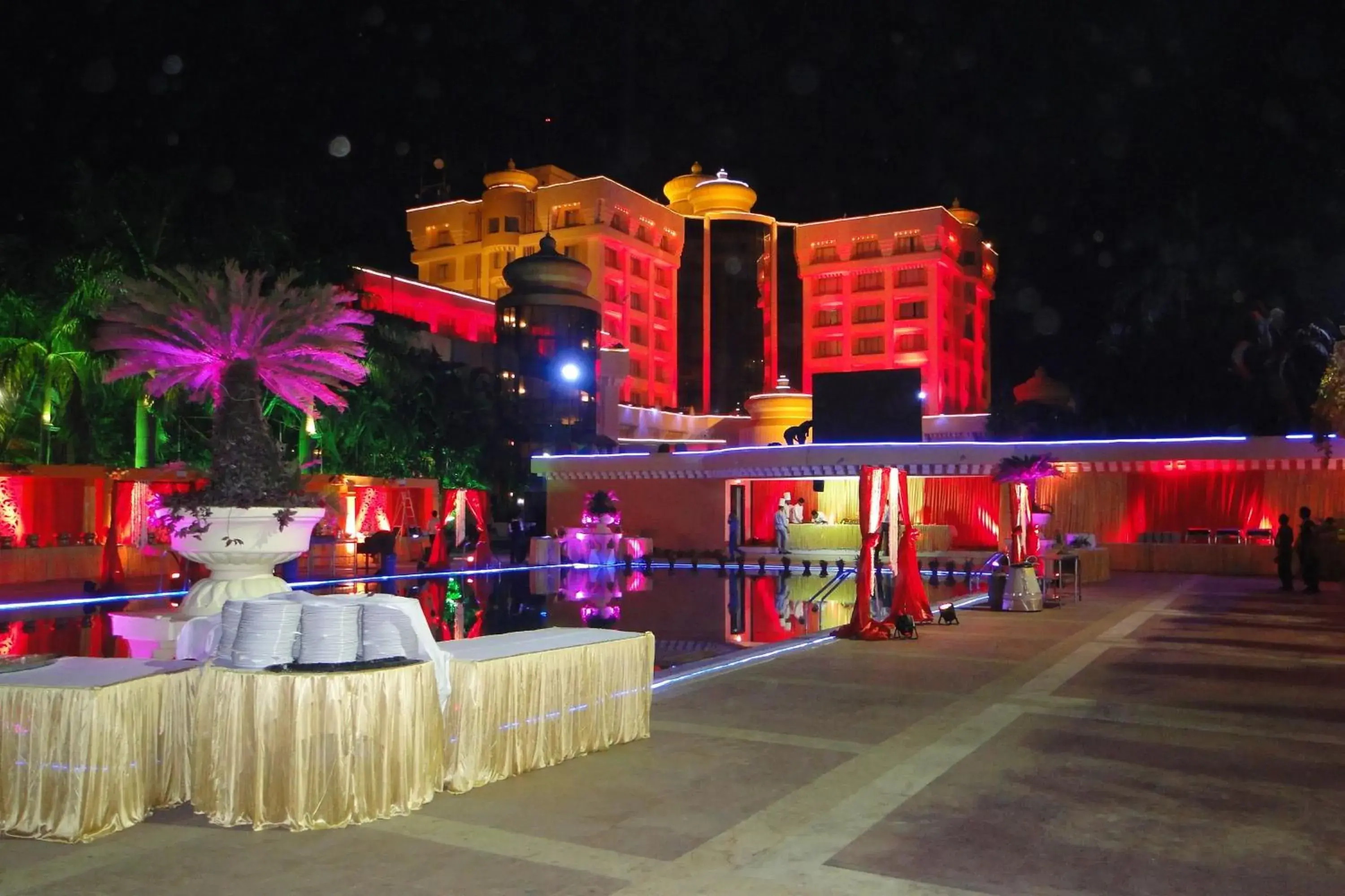 Facade/entrance, Banquet Facilities in Hotel Swosti Premium Bhubaneswar