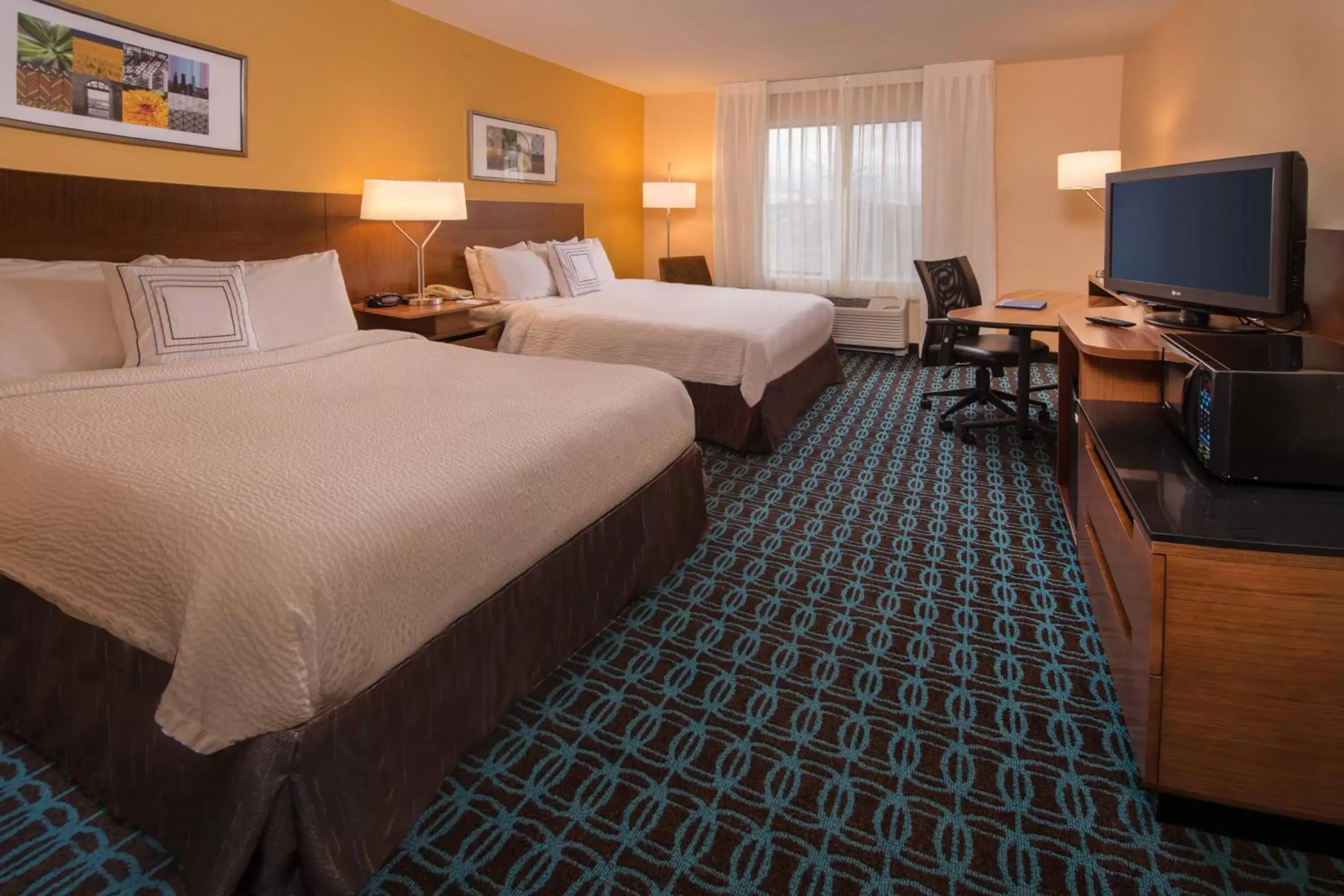 Photo of the whole room, Bed in Fairfield Inn Dulles Airport Chantilly