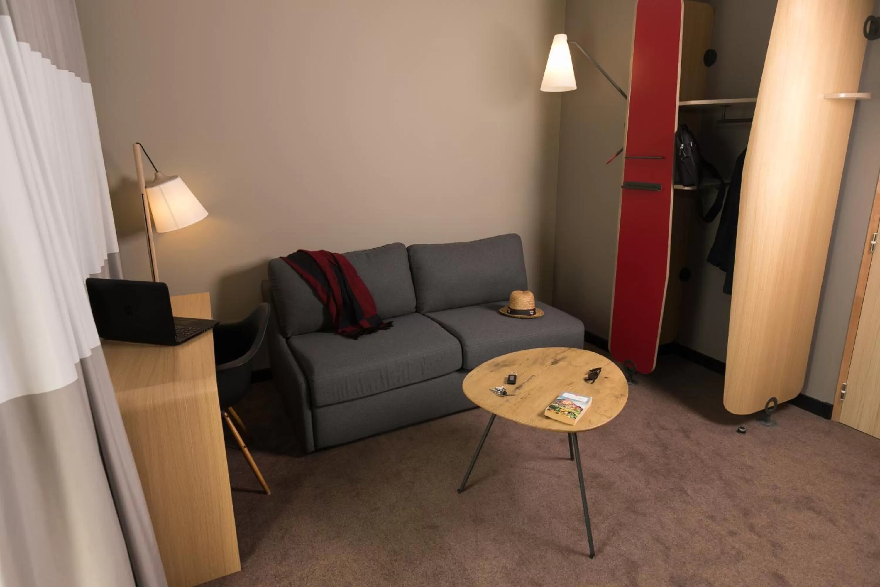 Bed in ibis Nantes Saint Herblain