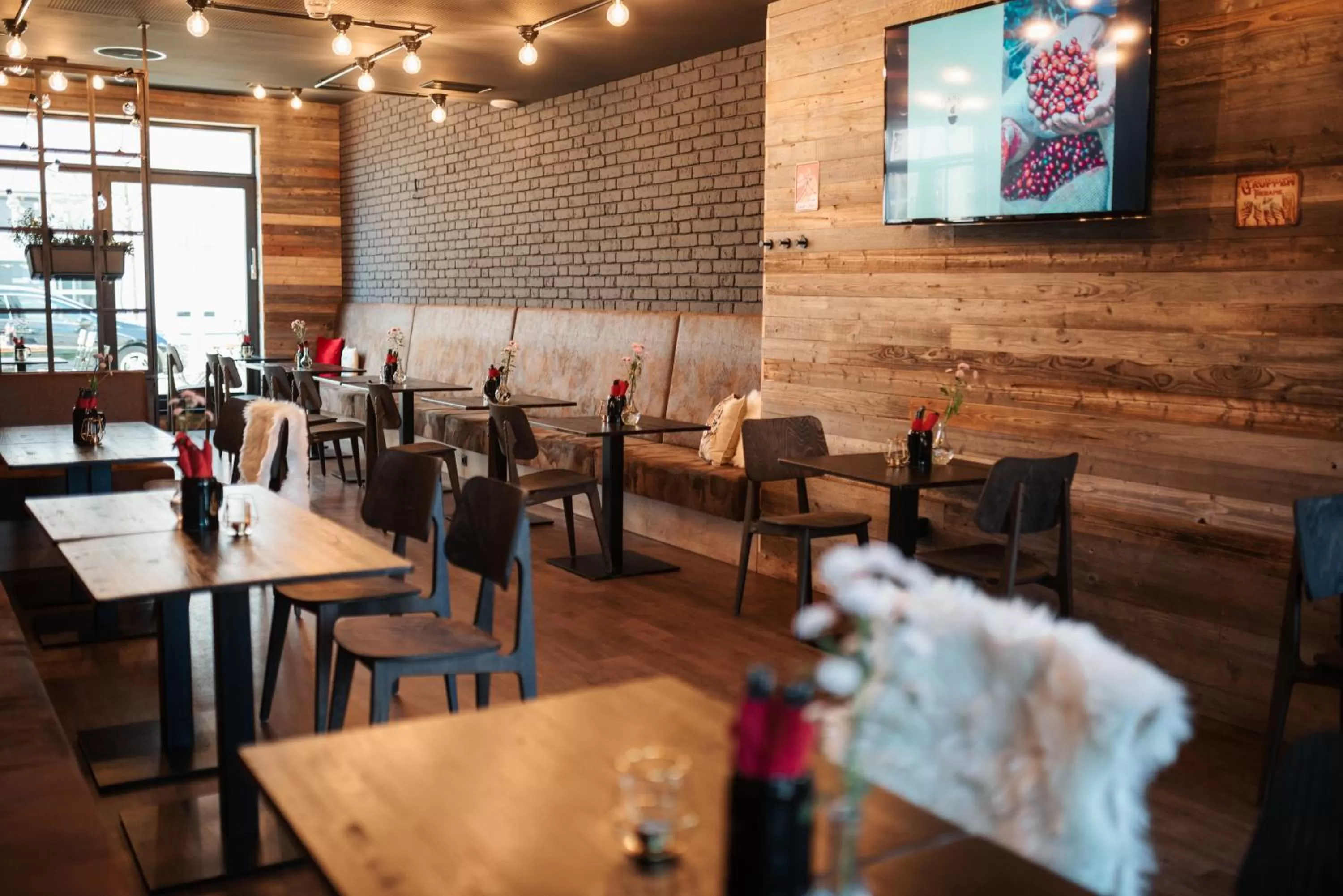 Restaurant/places to eat in Coffee Fellows Hotel München-Freiham