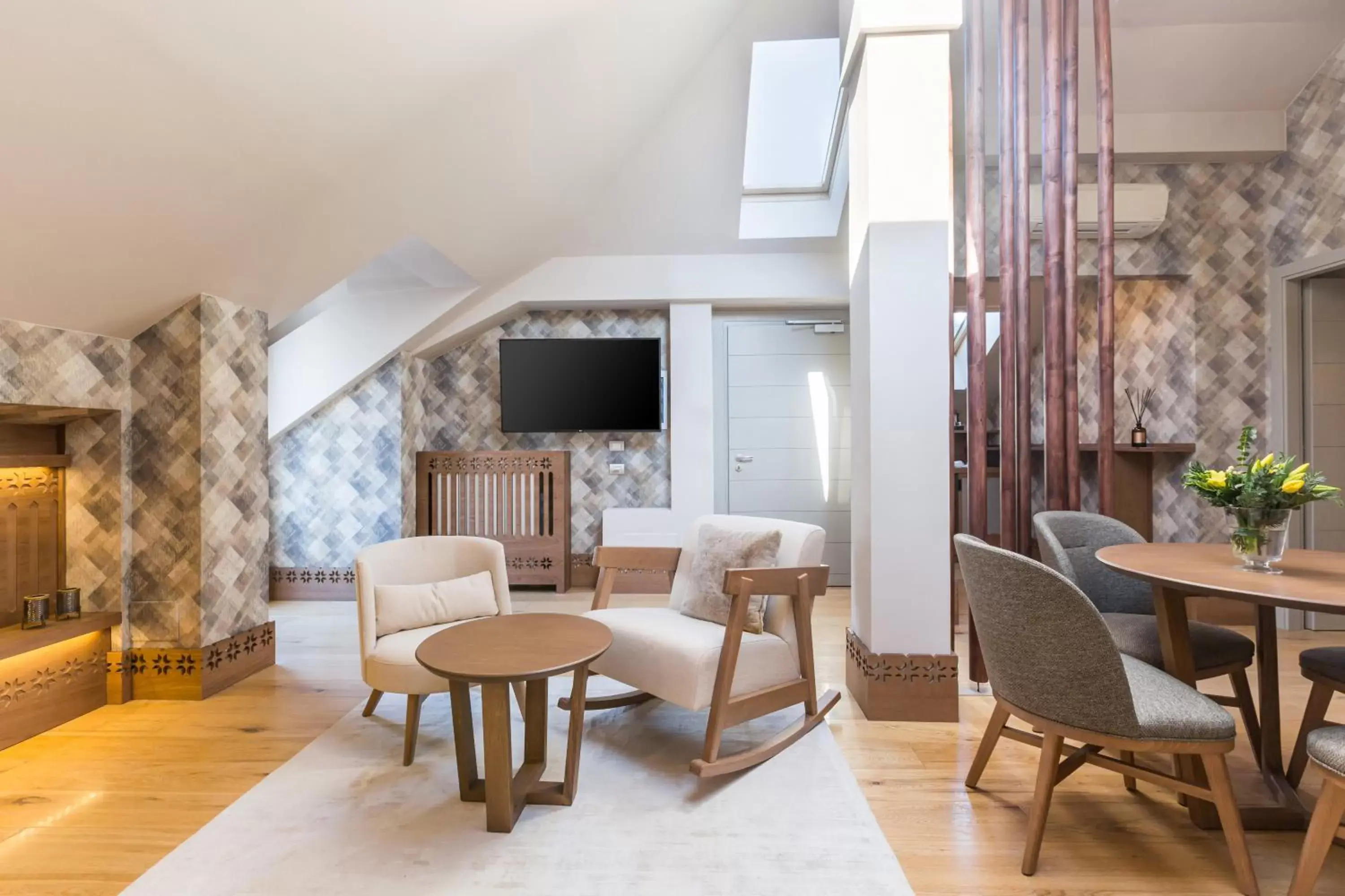 Living room in Grand Hotel Savoia Cortina d'Ampezzo, A Radisson Collection Hotel