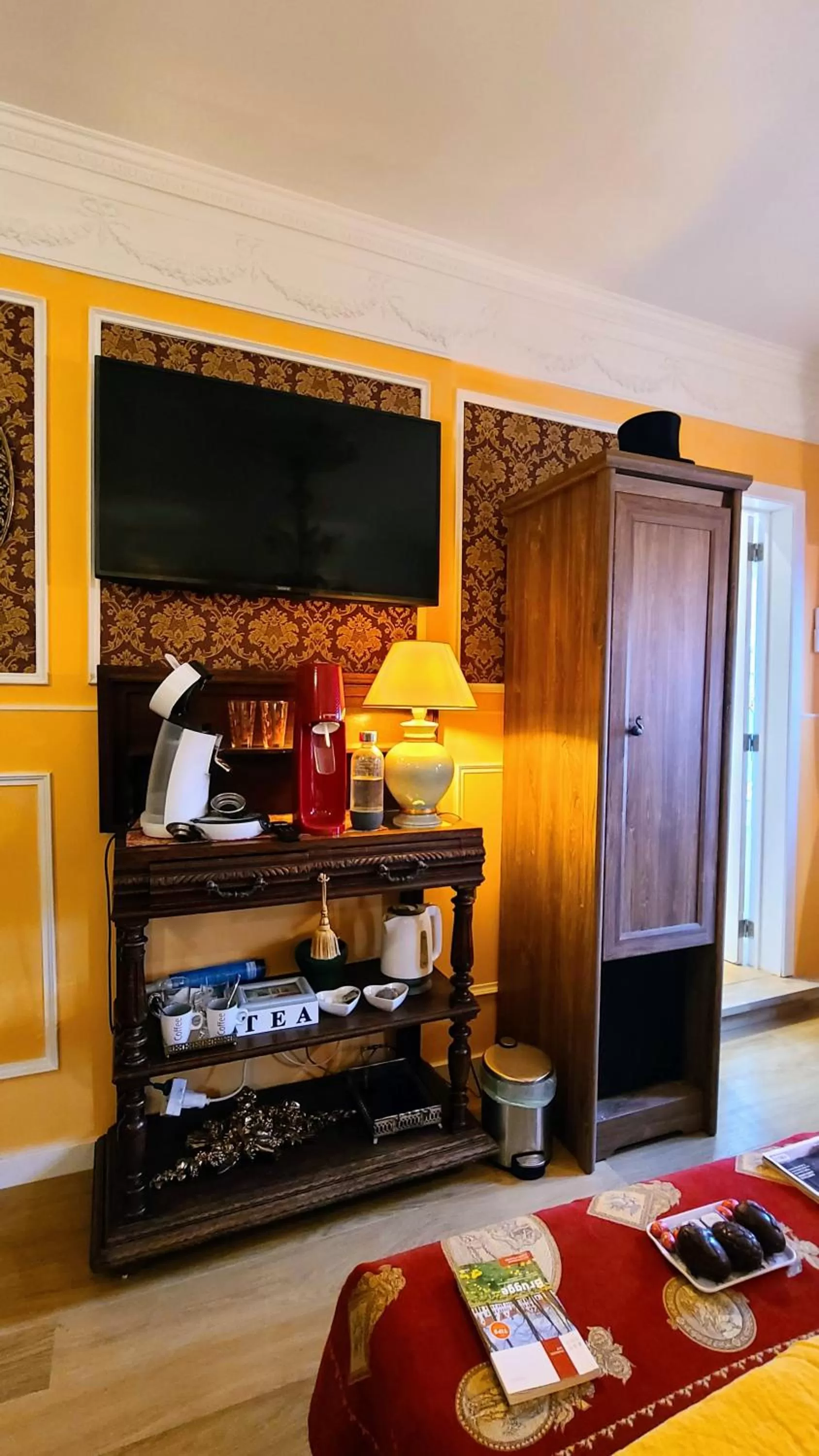 TV and multimedia, Bed in Boutique B&B Poppy's