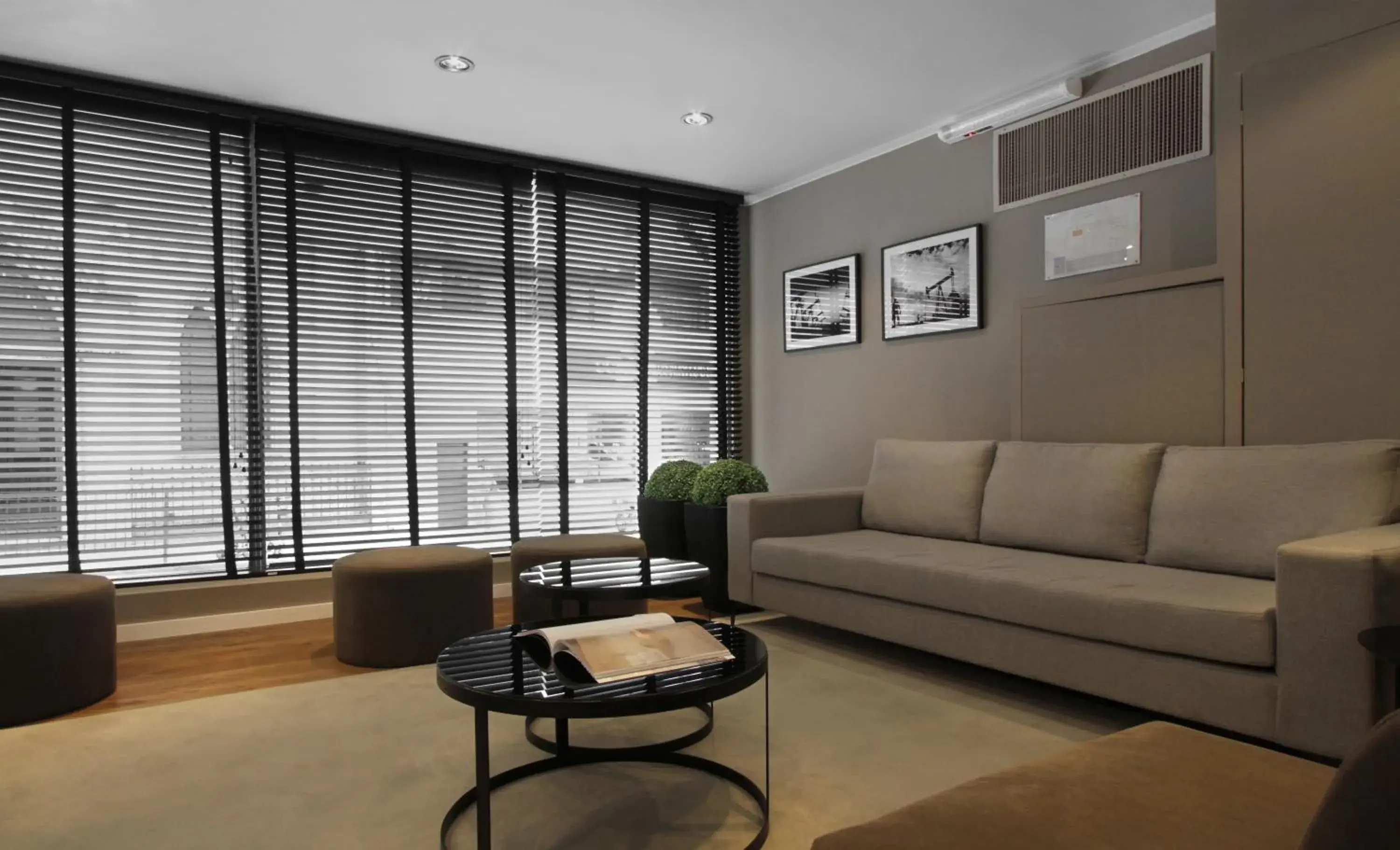 Lobby or reception in Hotel 8 de Octubre Lobby or reception in Hotel 8 de Octubre