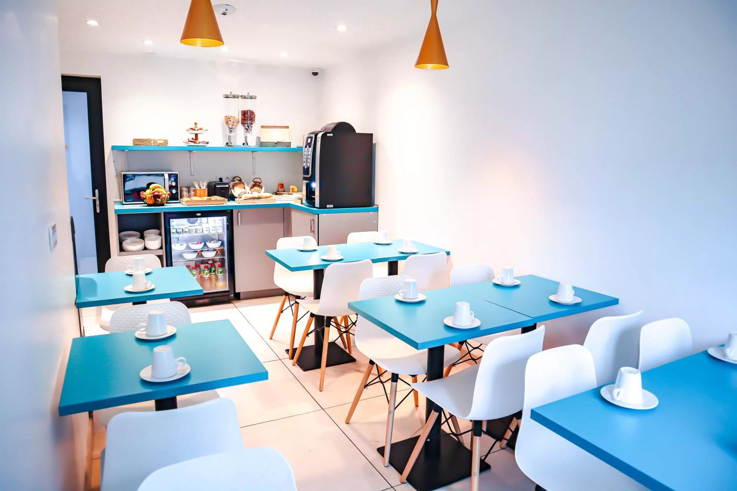 Breakfast in HOTEL AMBASSADEUR