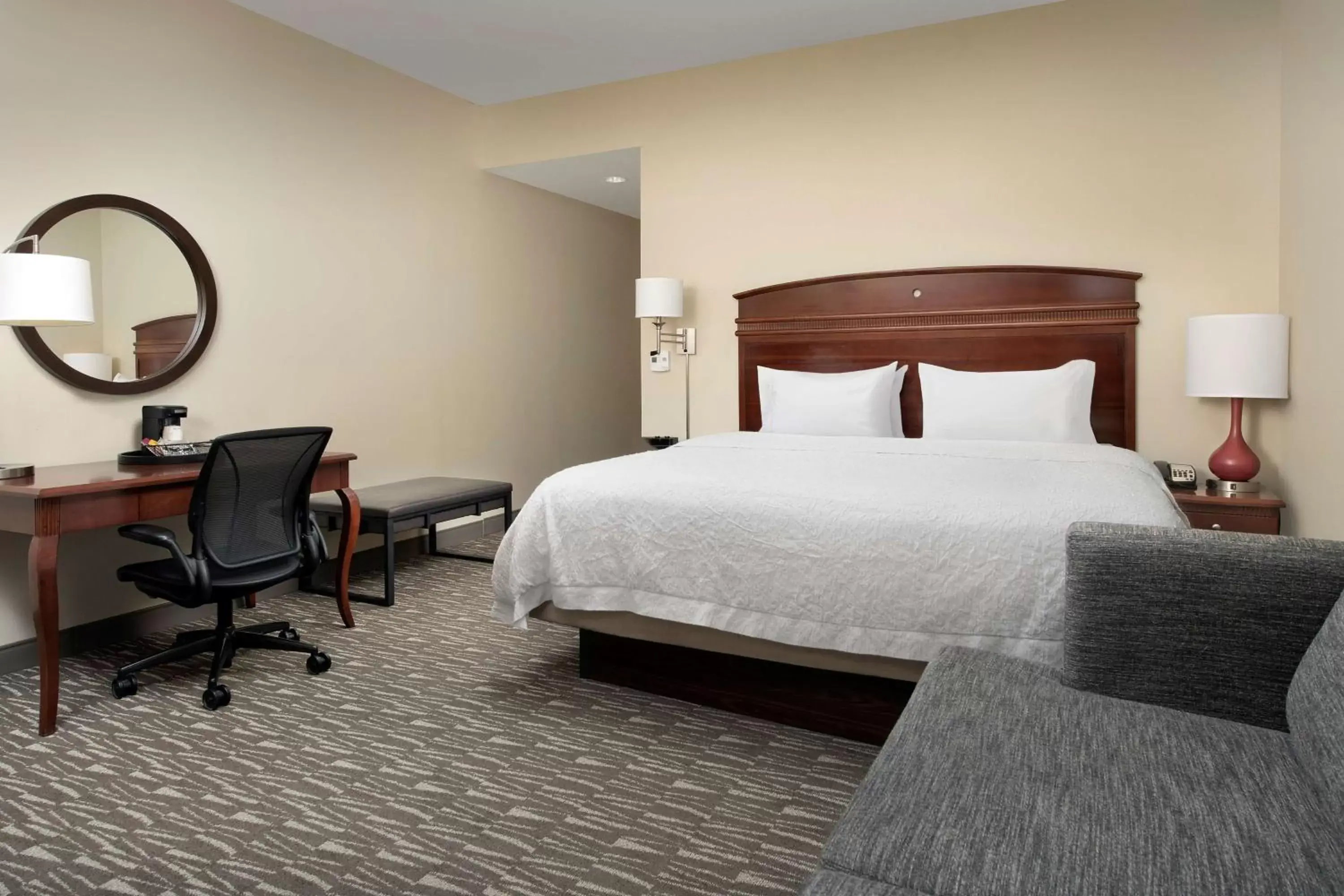 Bedroom, Bed in Hampton Inn & Suites Lakeland-South Polk Parkway