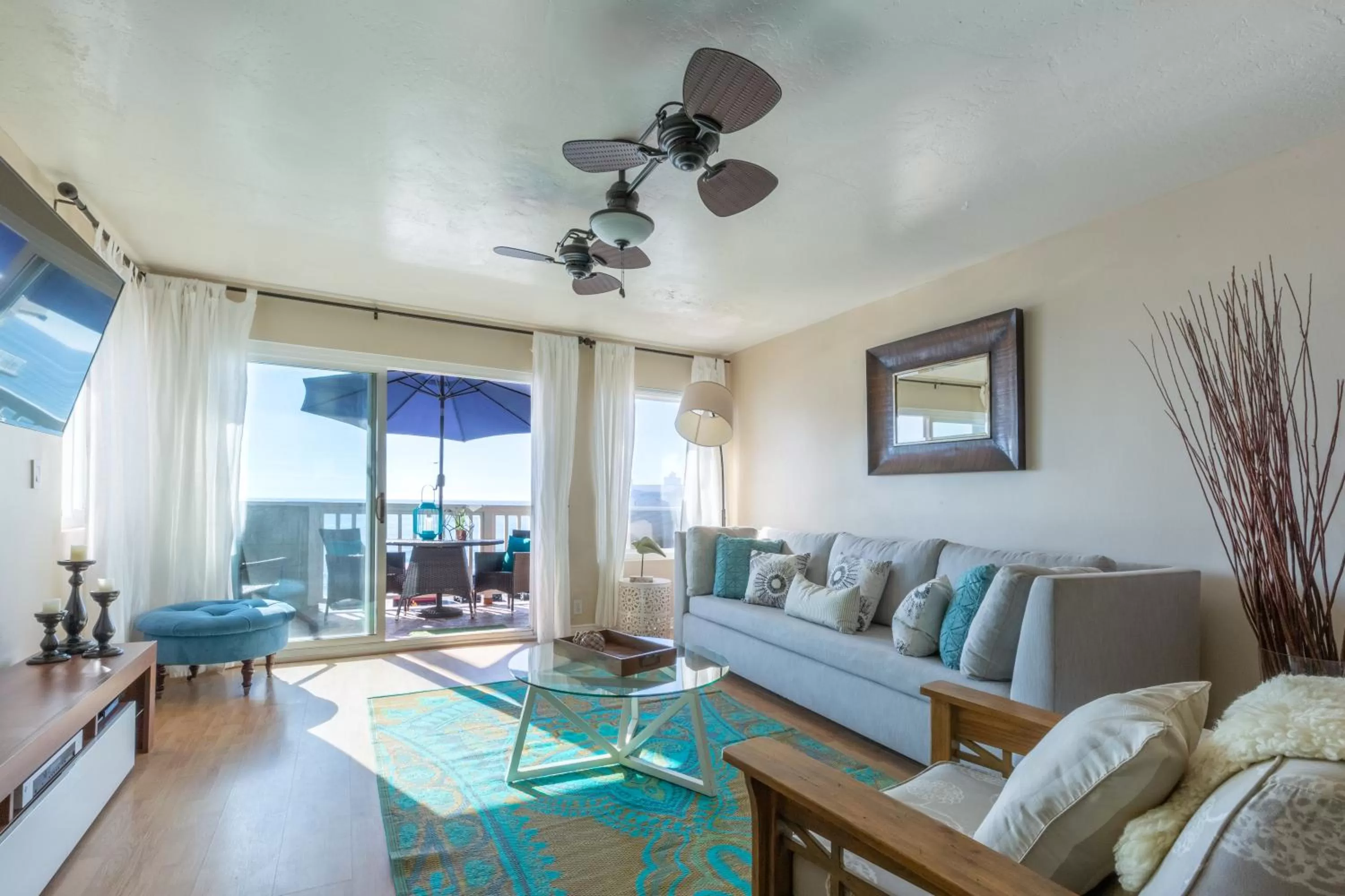 TV and multimedia, Seating Area in Beachwalk Villas