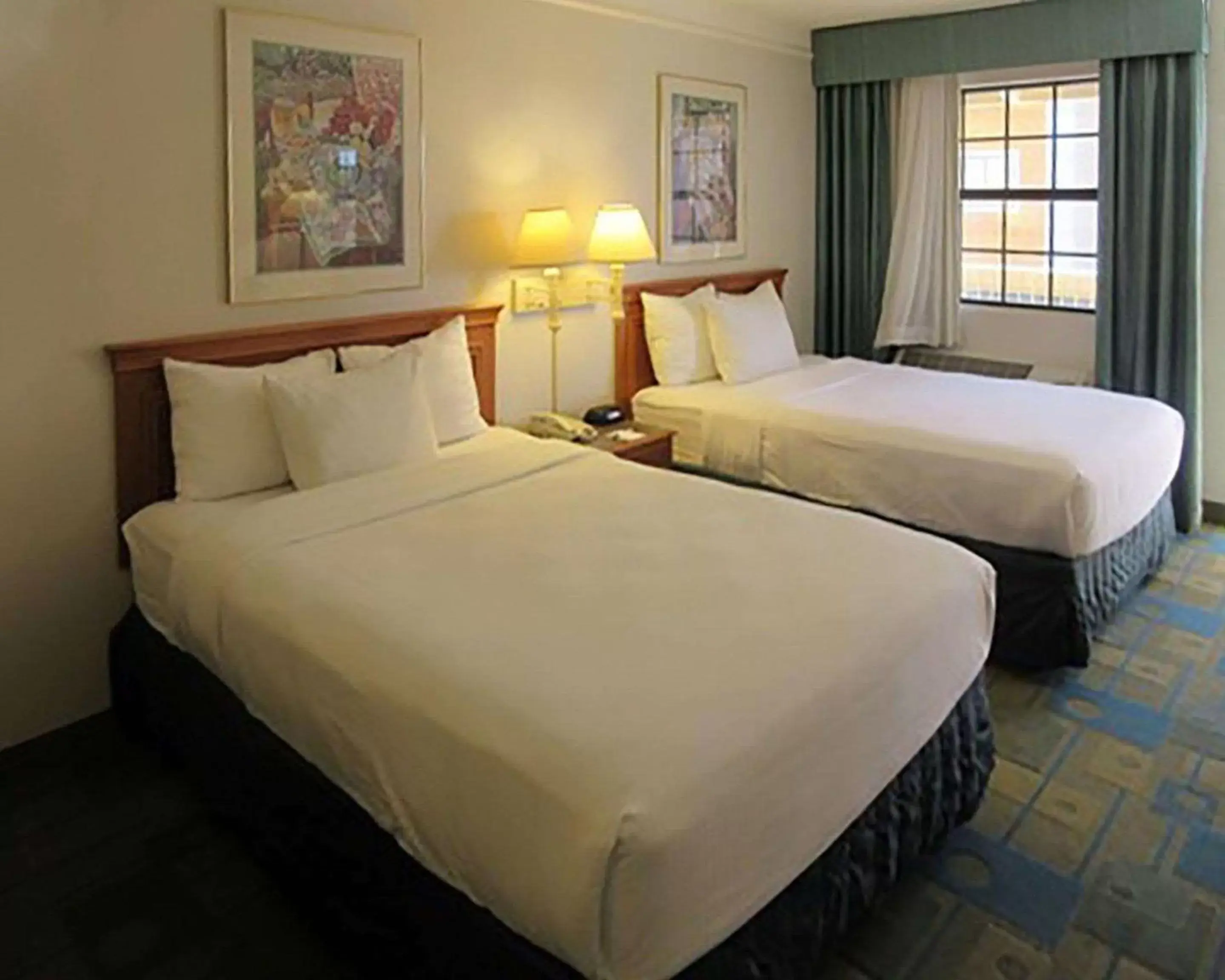 Photo of the whole room, Bed in Quality Inn Harlingen