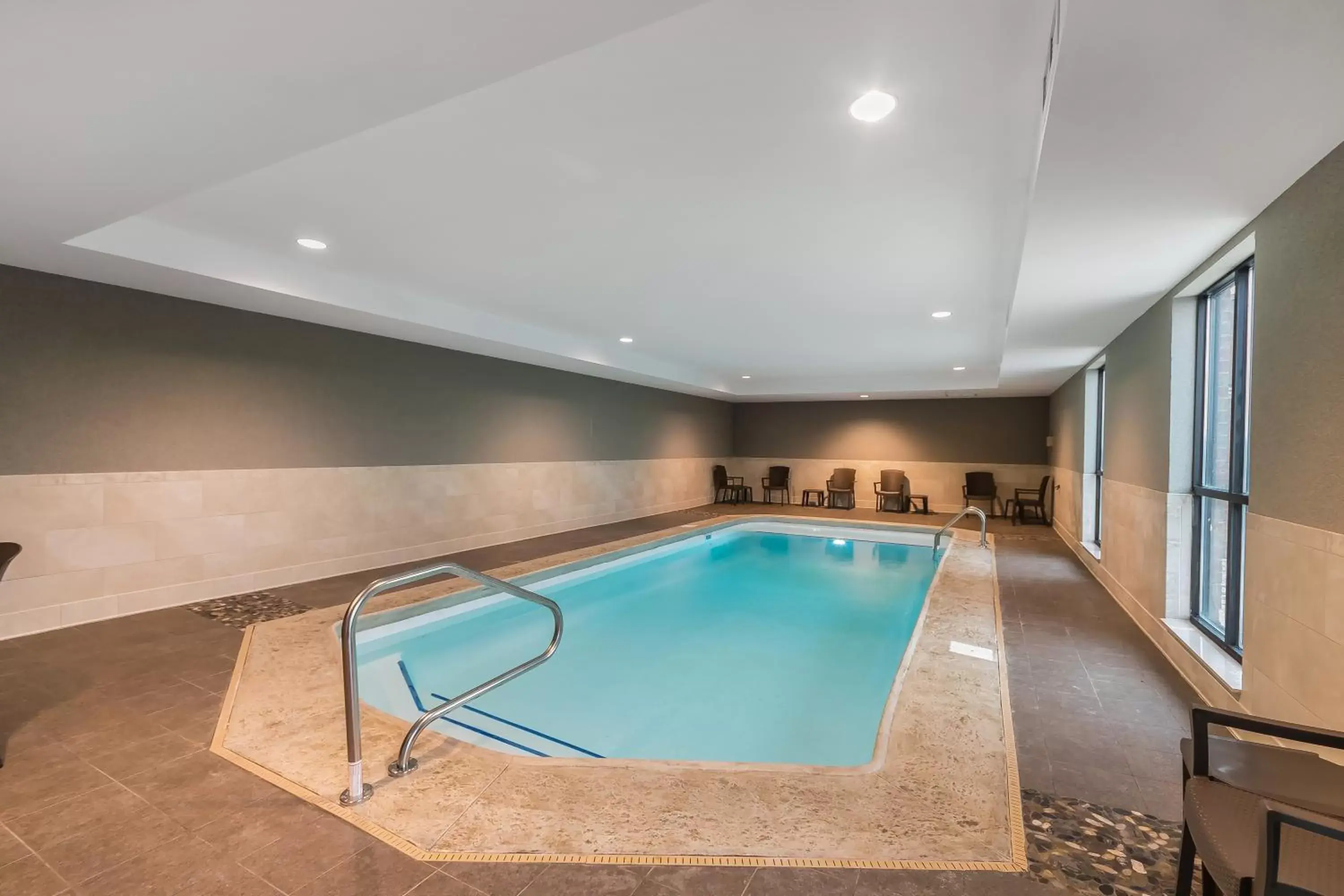 Swimming Pool in Sleep Inn & Suites Columbia