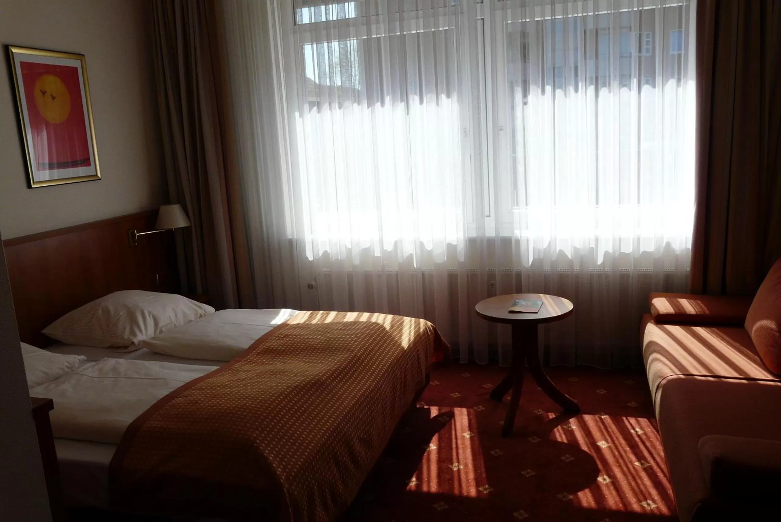 Photo of the whole room, Bed in Traveller Hotel