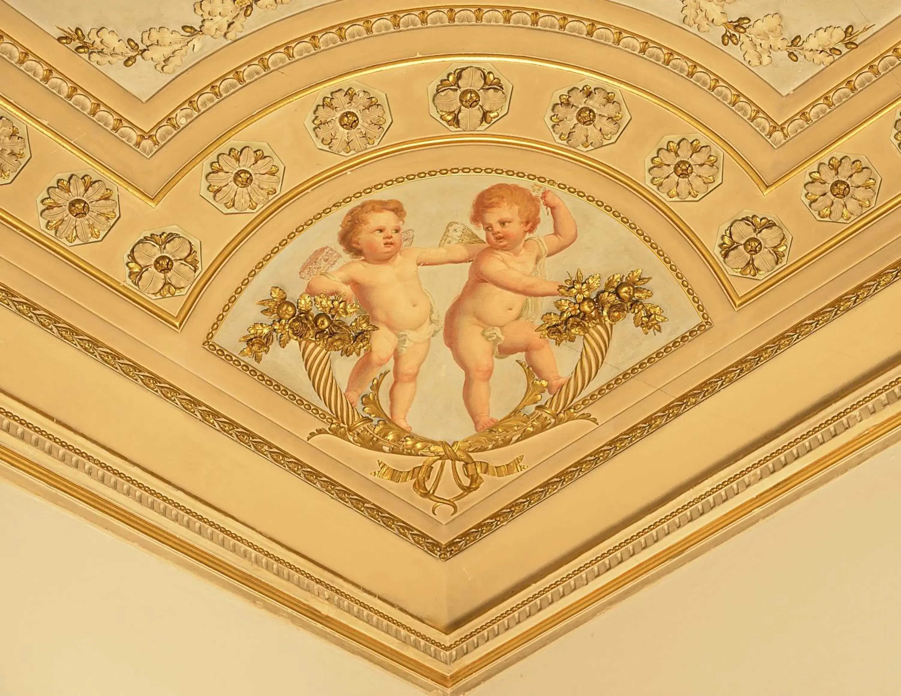 Decorative detail in Palazzo Guicciardini