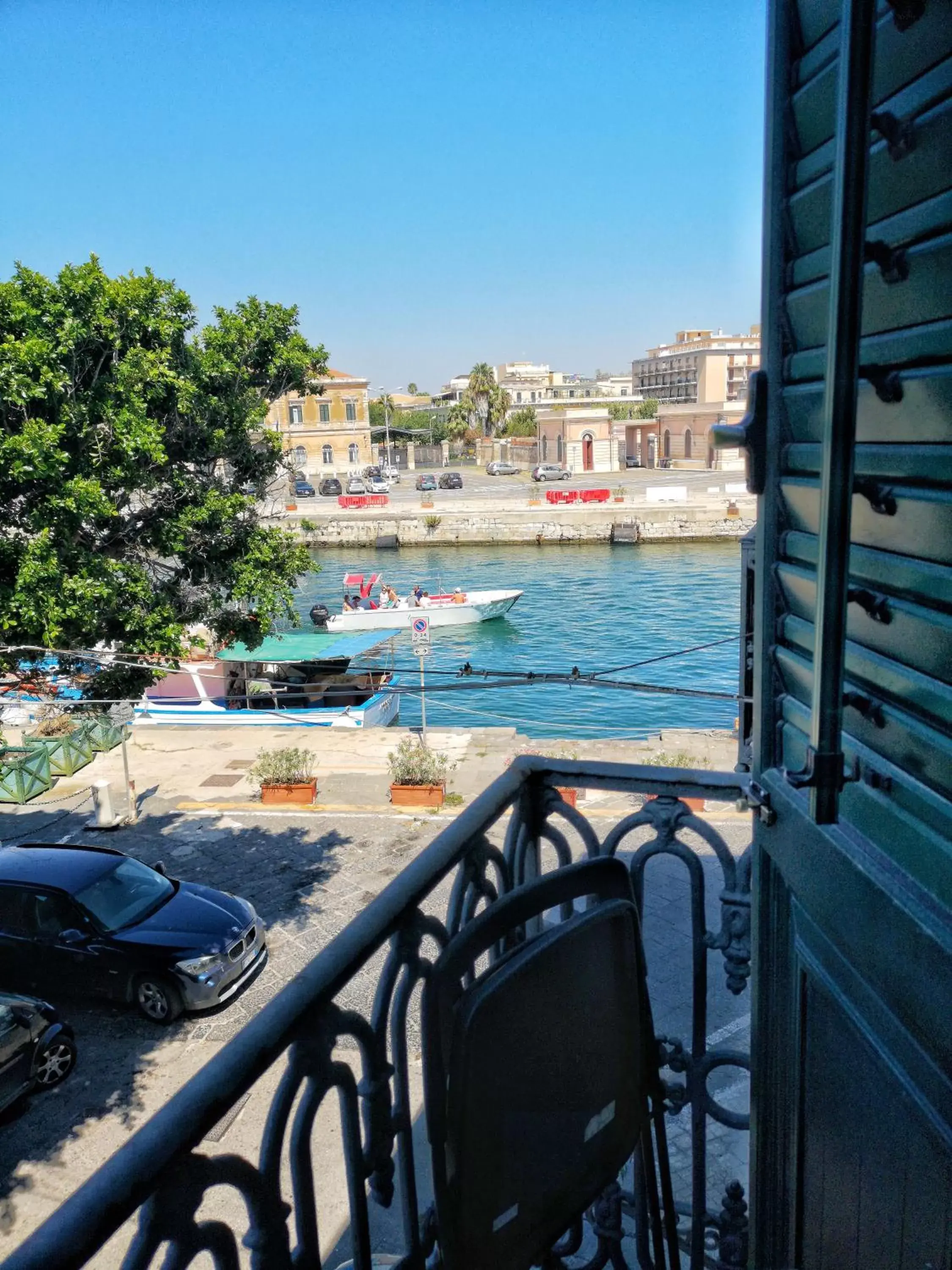 Sea view, Balcony/Terrace in L'Approdo delle Sirene