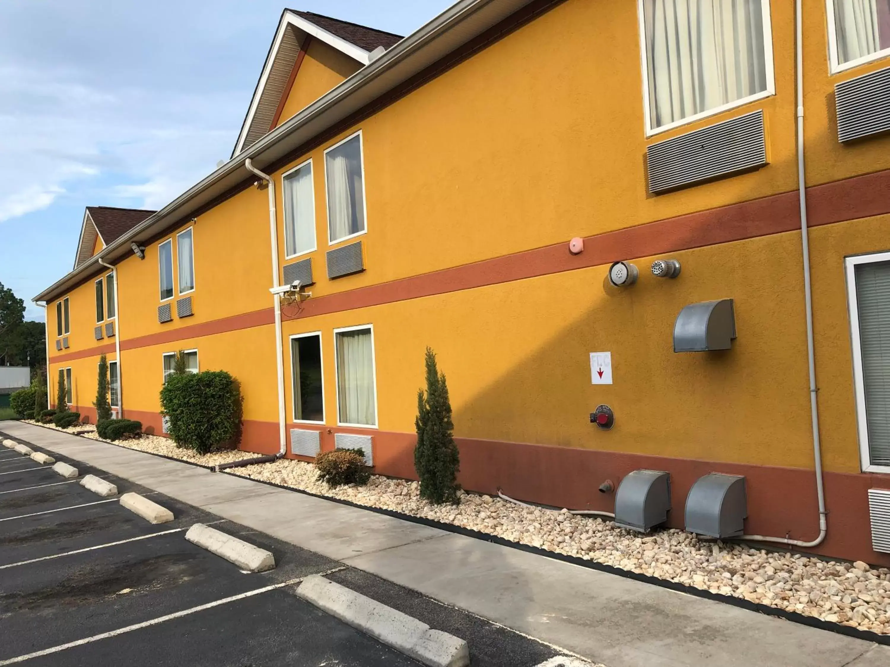 Property Building in Jameson Inn and Suites Hazelhurst