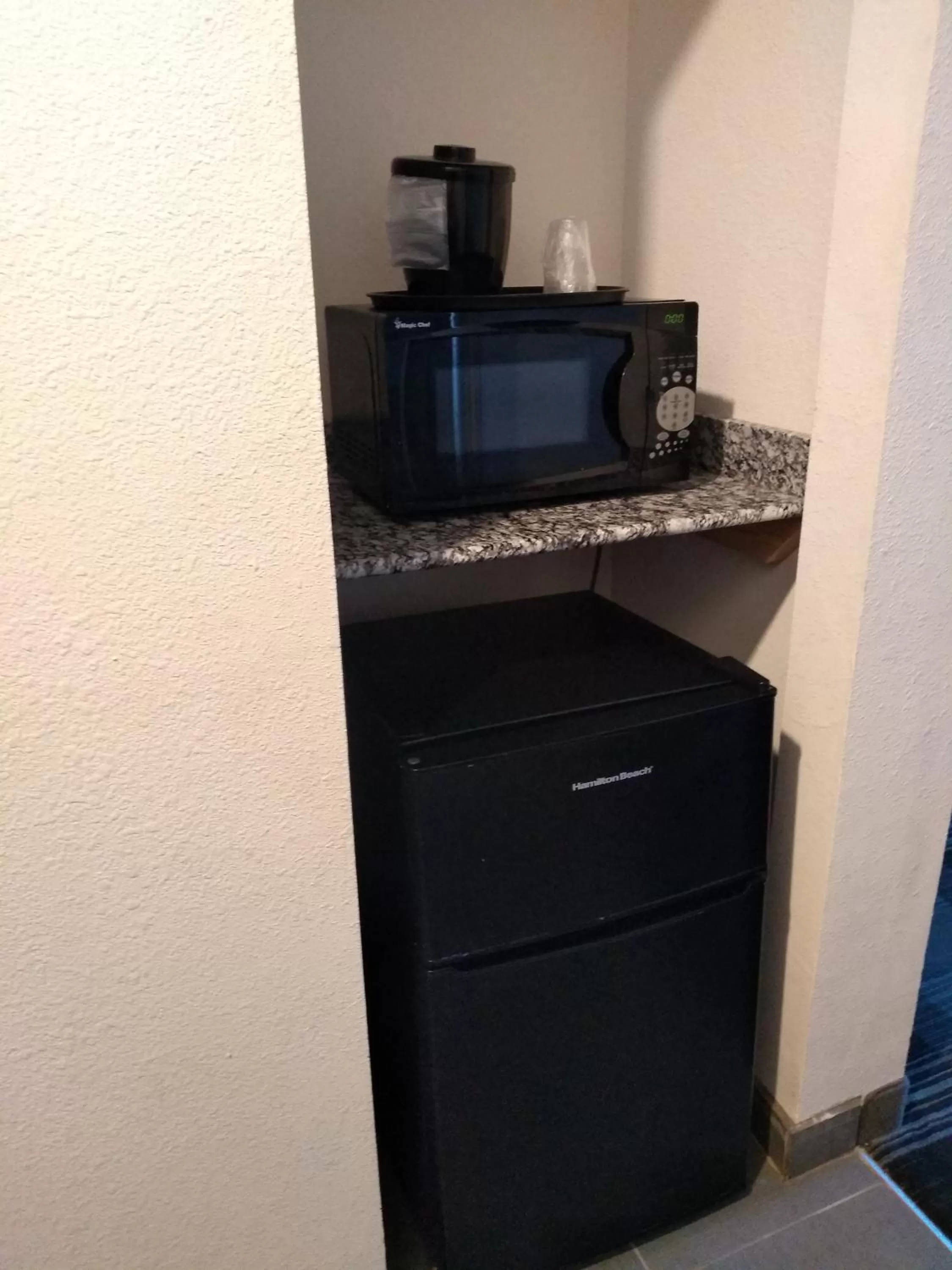 minibar in Days Inn by Wyndham Alva