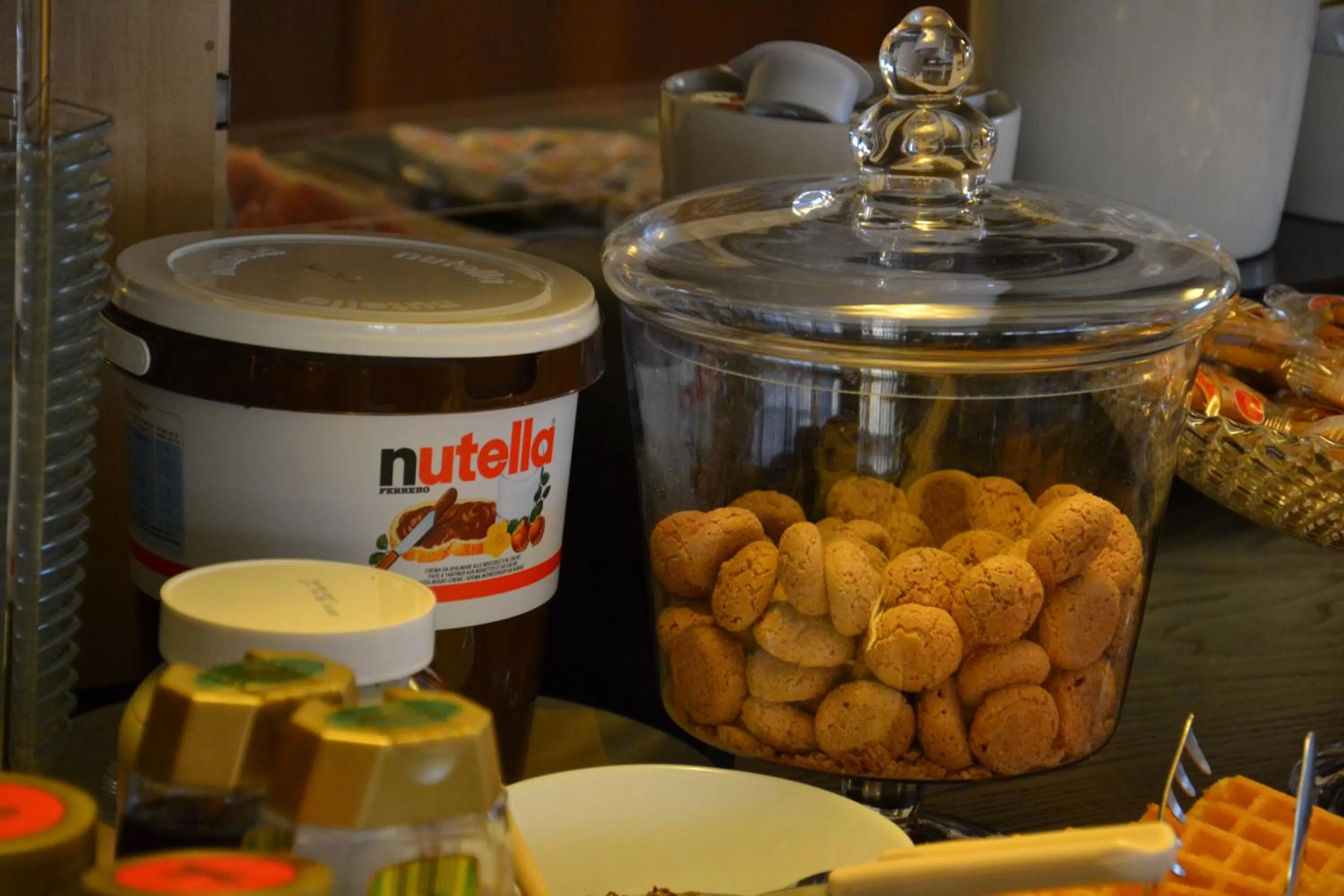 Restaurant/places to eat in Hotel Tiffany