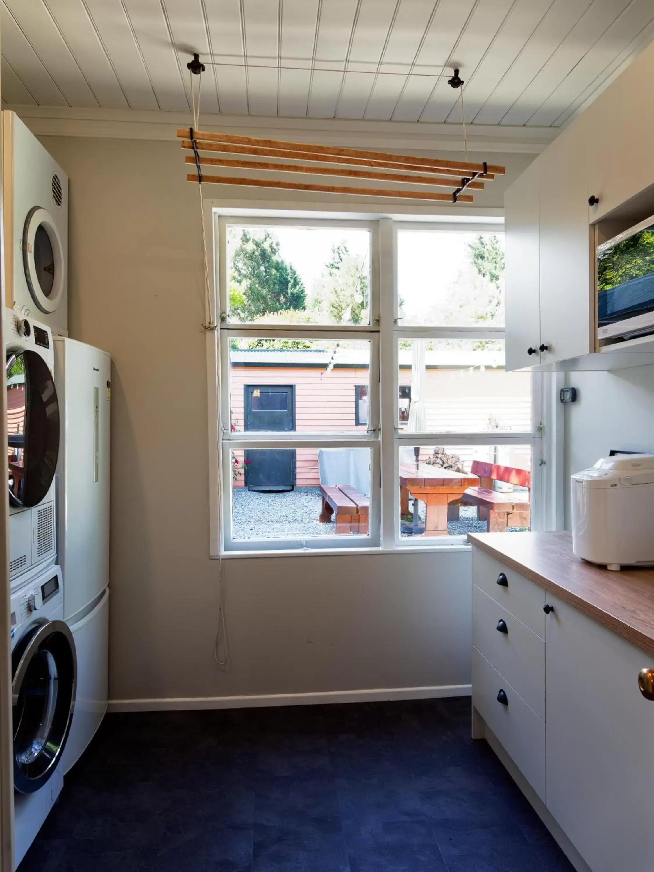 Kitchen/Kitchenette in The Ferry Bed & Breakfast