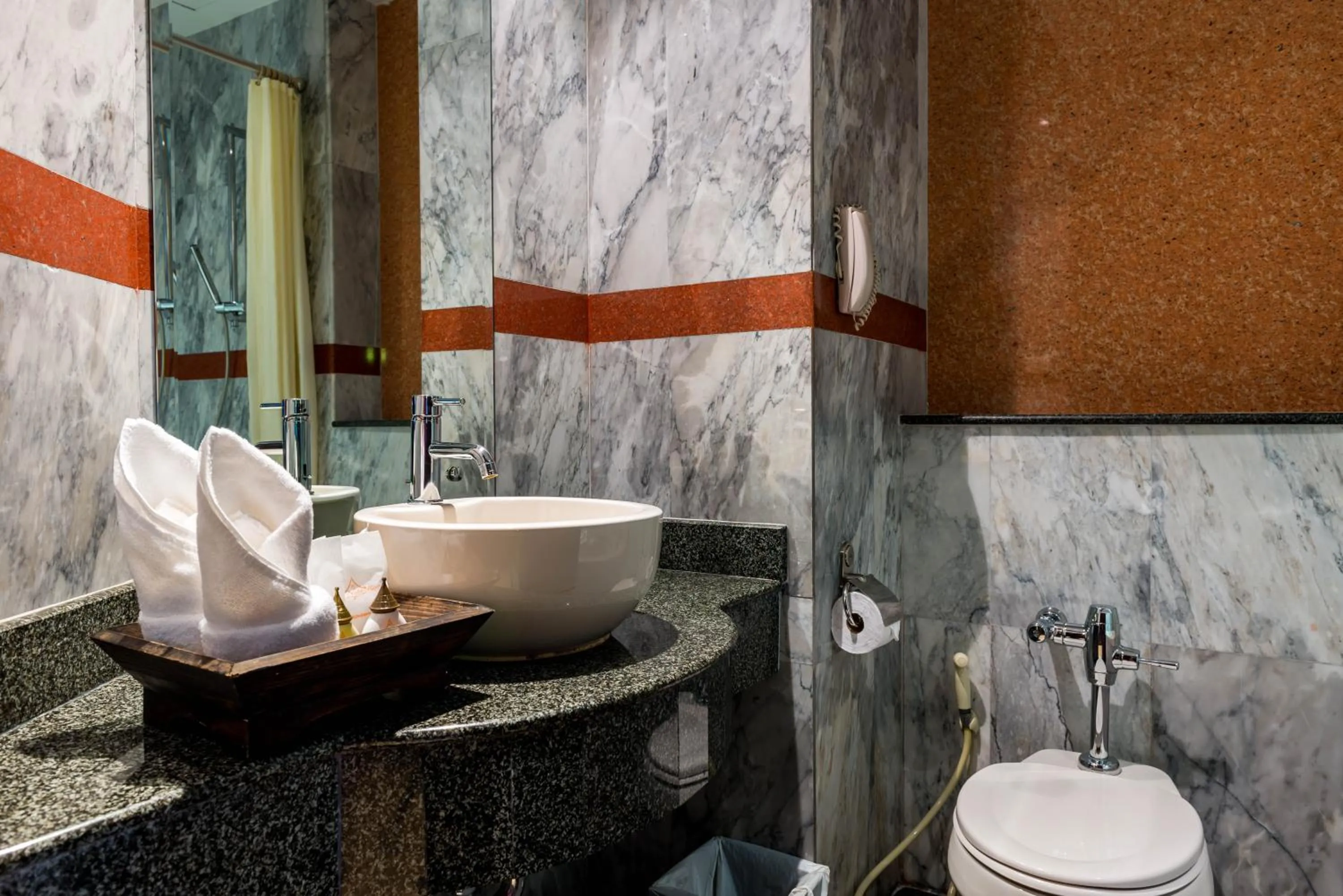 Toilet in Nipa Resort, Patong Beach