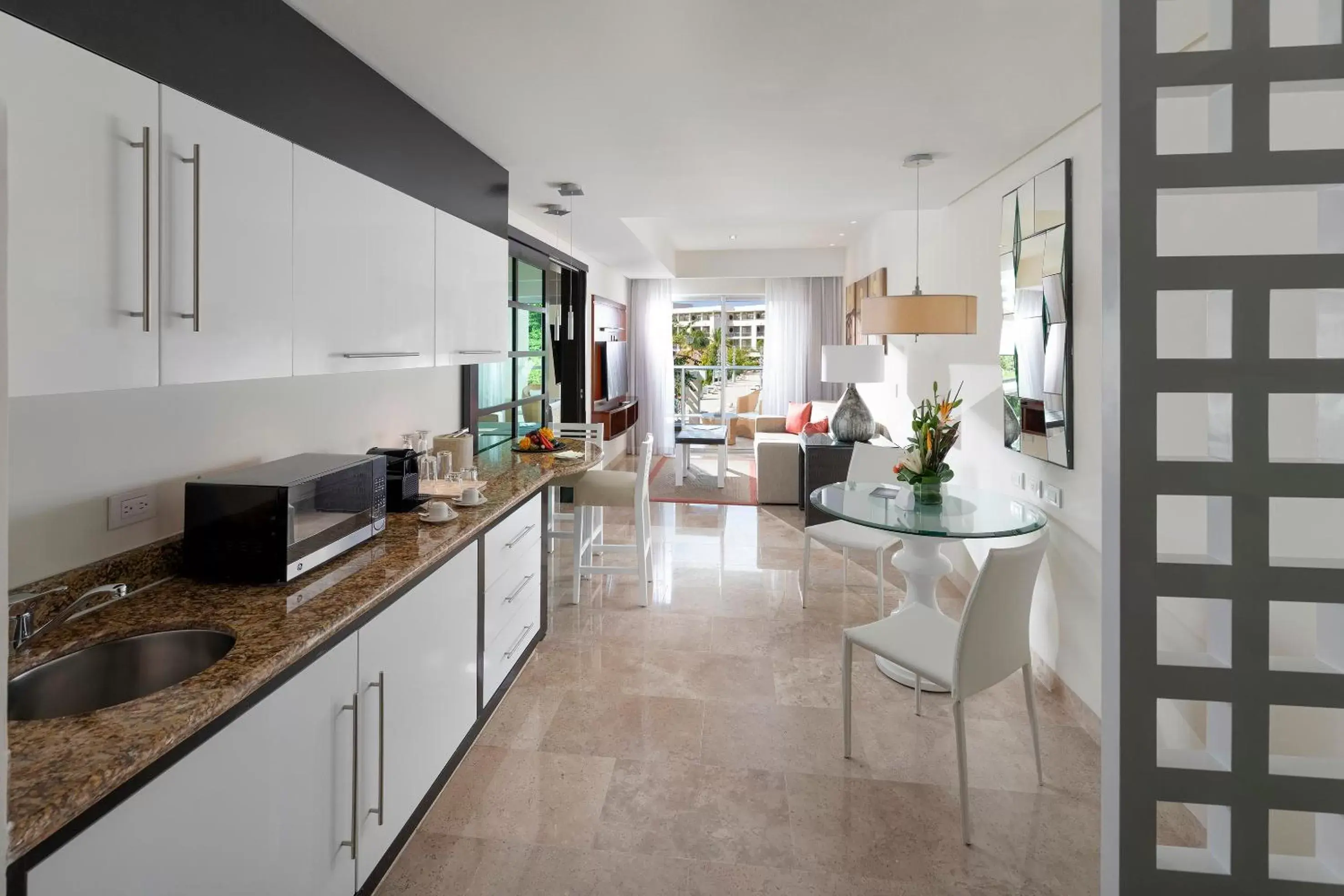 Dining area, Kitchen/Kitchenette in Paradisus Playa del Carmen All Inclusive