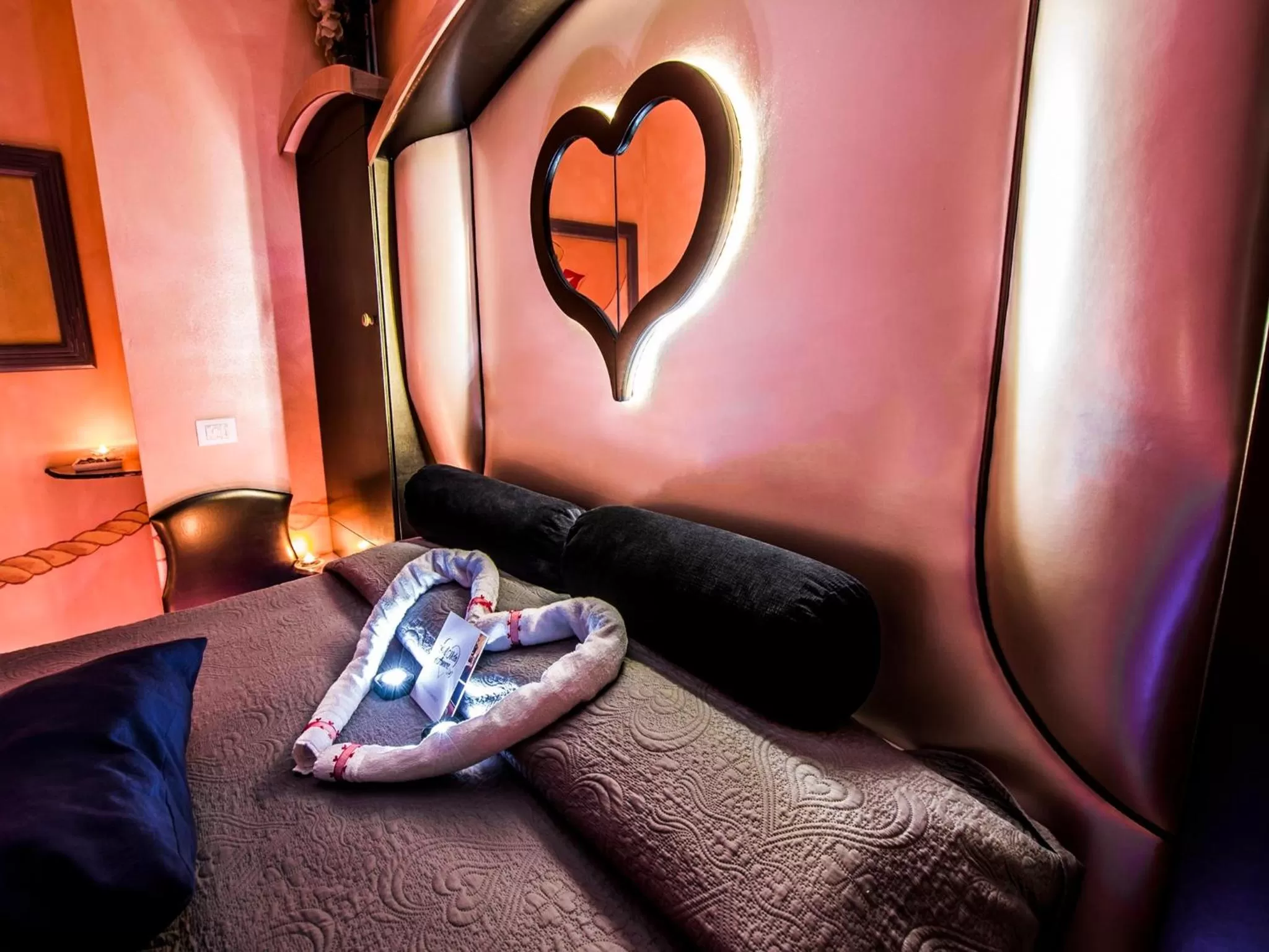 Bed in Hotel Butterfly