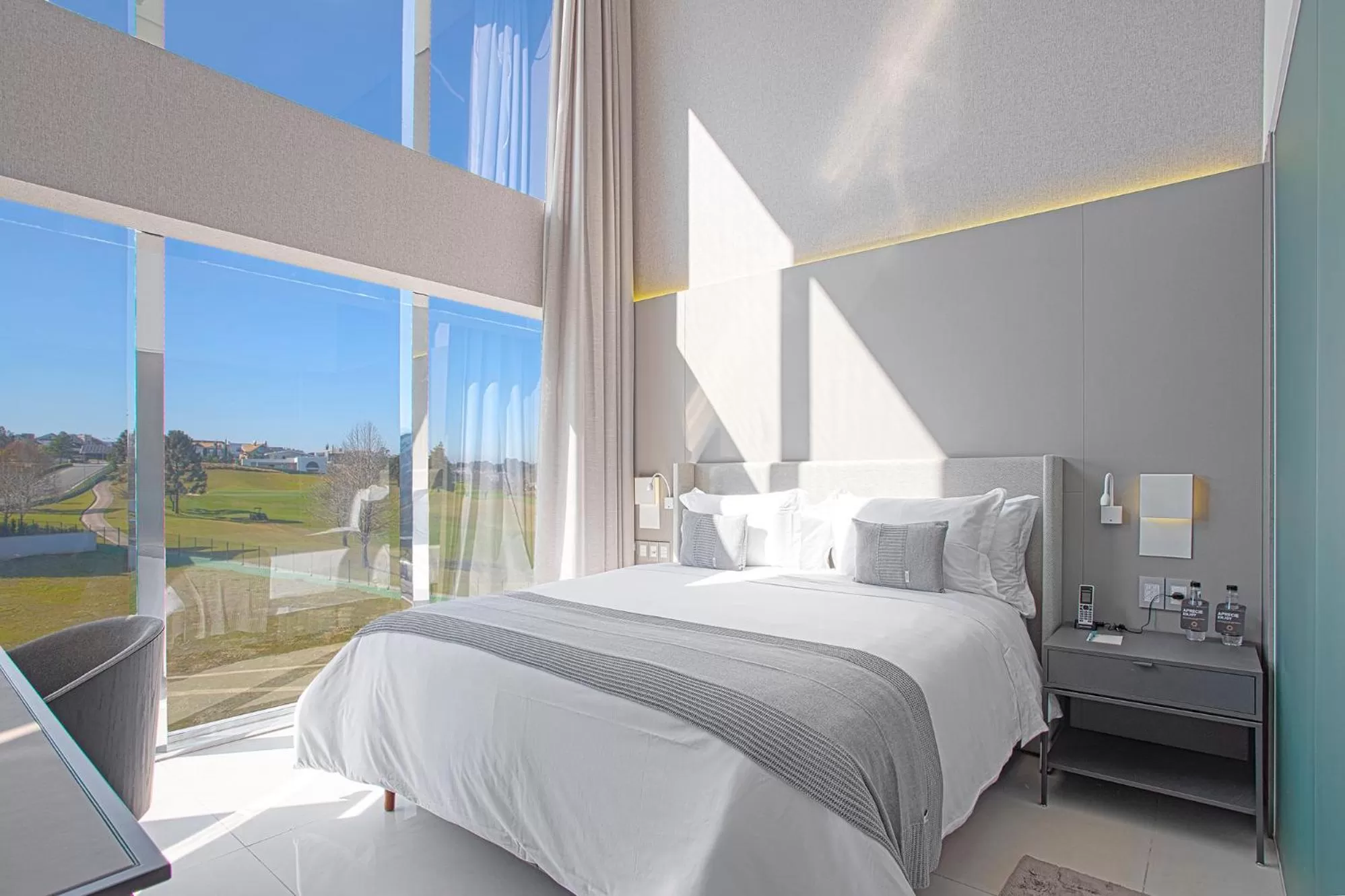 View (from property/room), Bed in Suryaa Hotel Pinhais, Curio Collection by Hilton