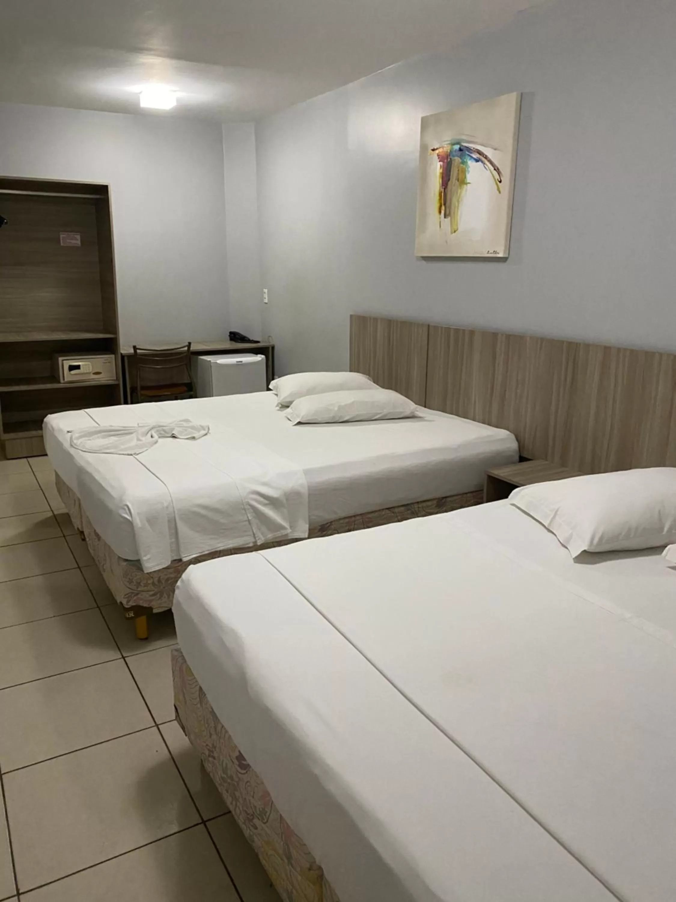 Bed in Hotel Fortaleza Inn