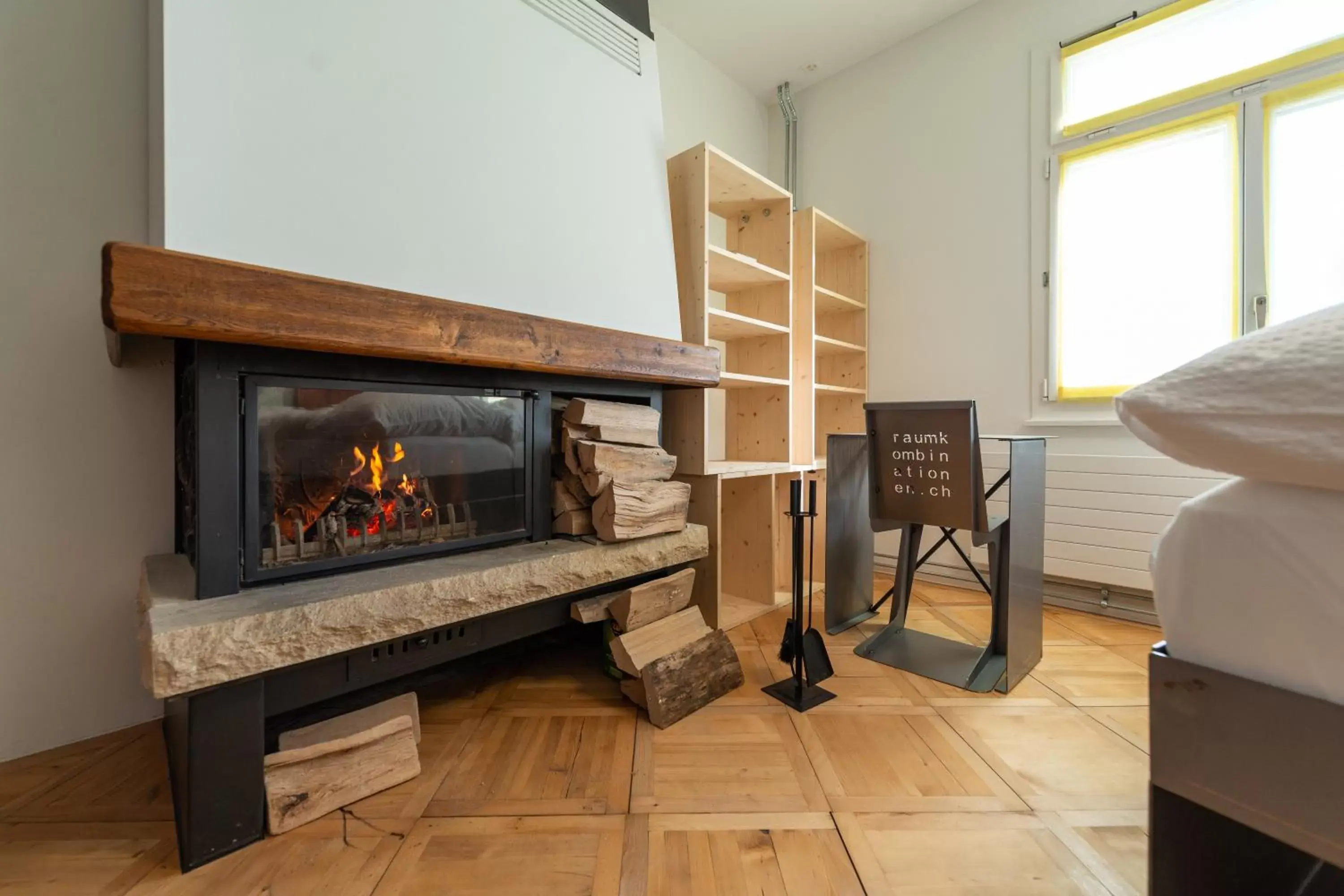 Decorative detail, Bed in Boutique Hotel BS16 before Bern City Parking gratis Decorative detail, Bed in Boutique Hotel BS16 before Bern City Parking gratis