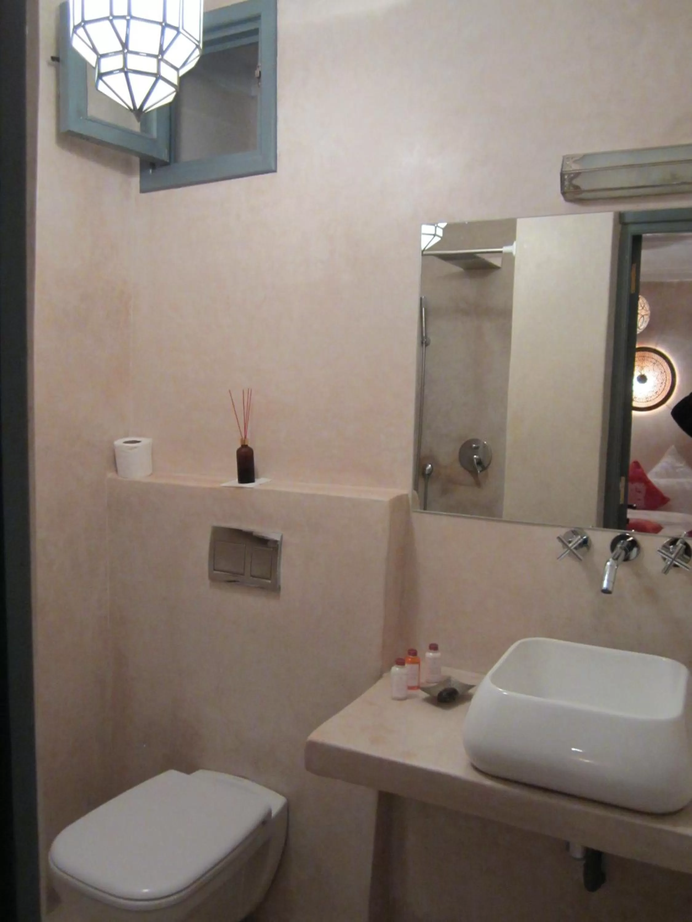 Bathroom in Riad La Porte de l'oasis