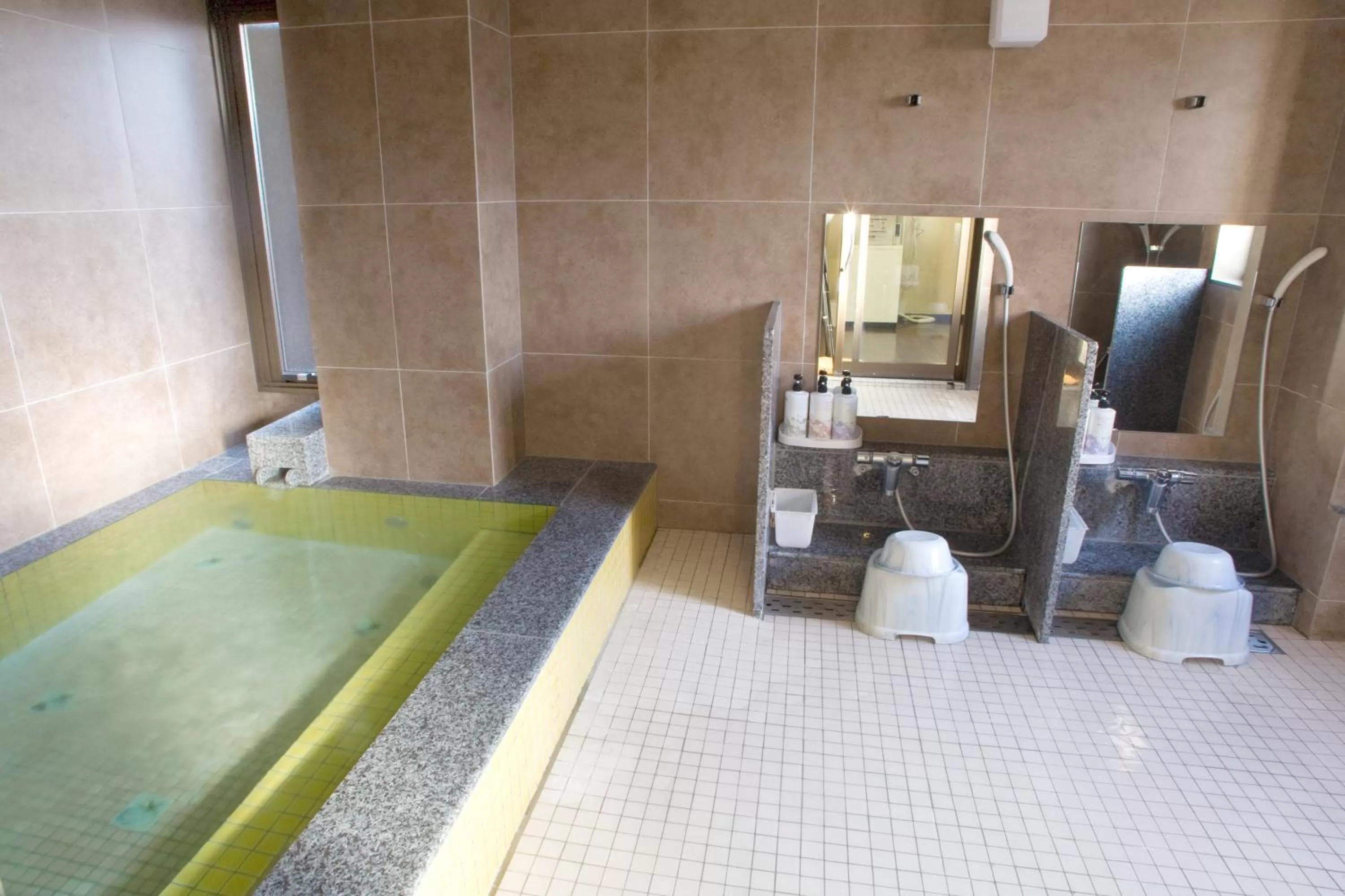 Public Bath in Kuretake-Inn Kikugawa I.C.