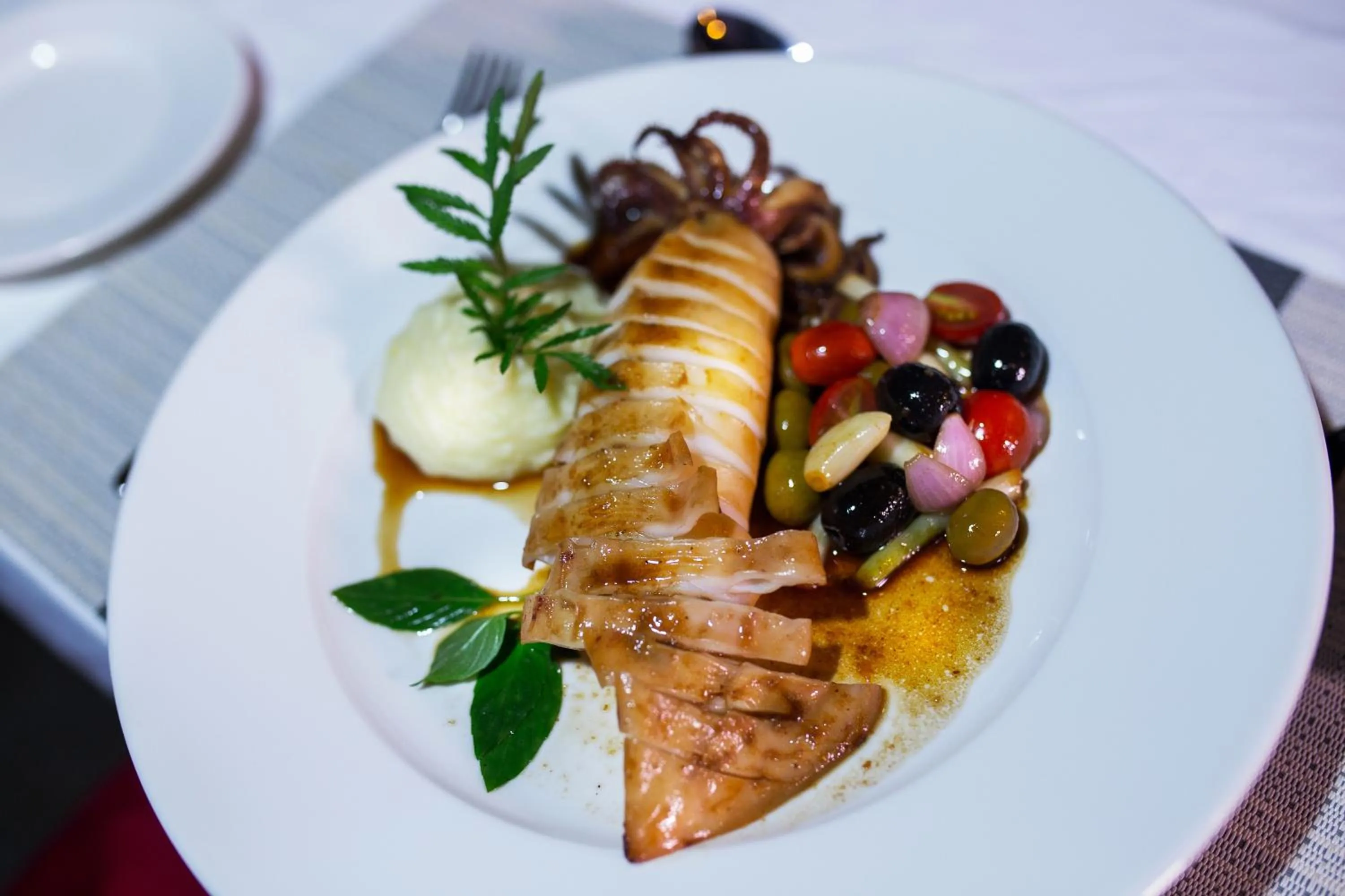 Food in Muong Thanh Holiday Muine Hotel